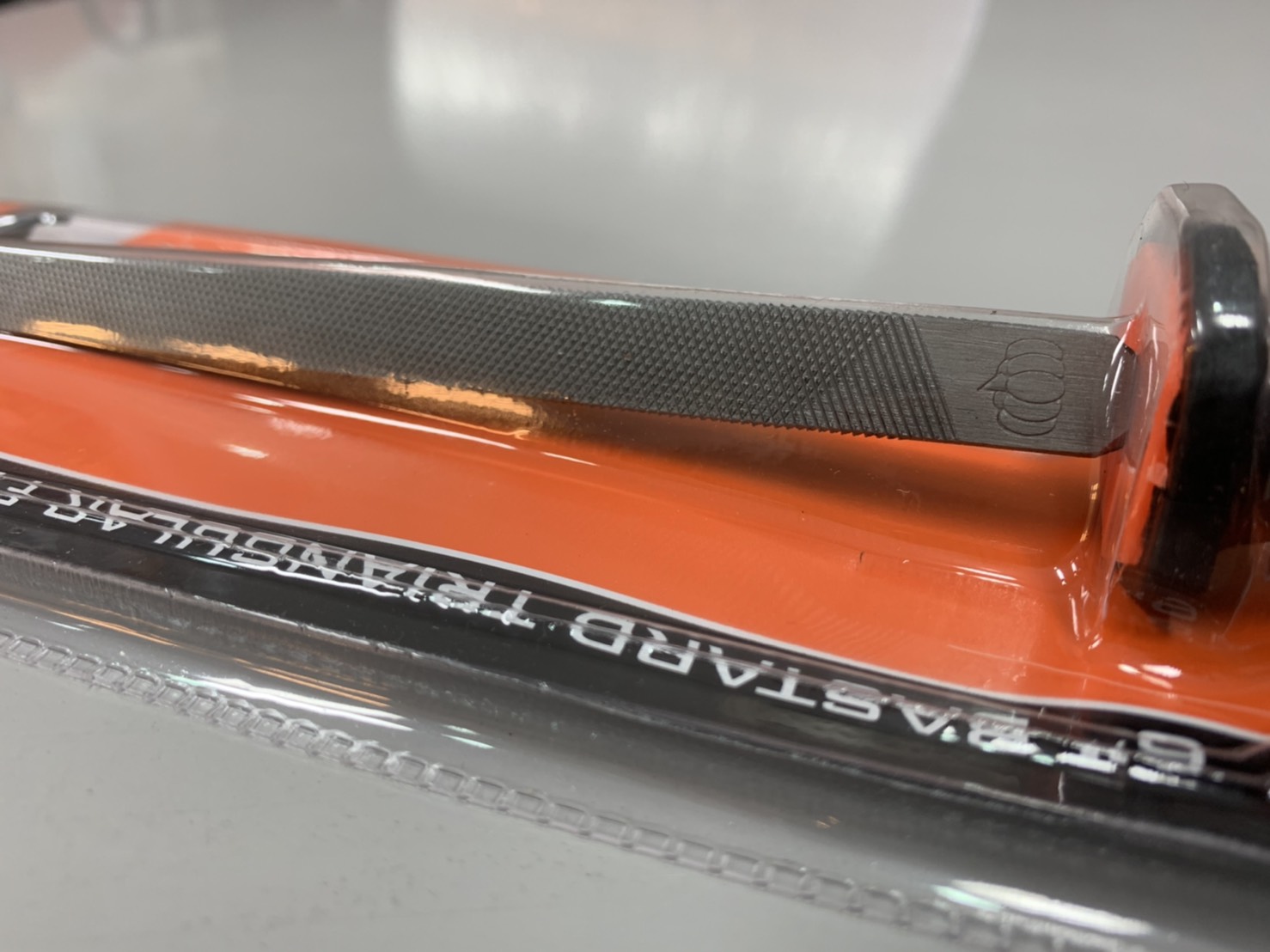 ตะไบสามเหลี่ยม หยาบ 6" พร้อมด้าม พัมคิน