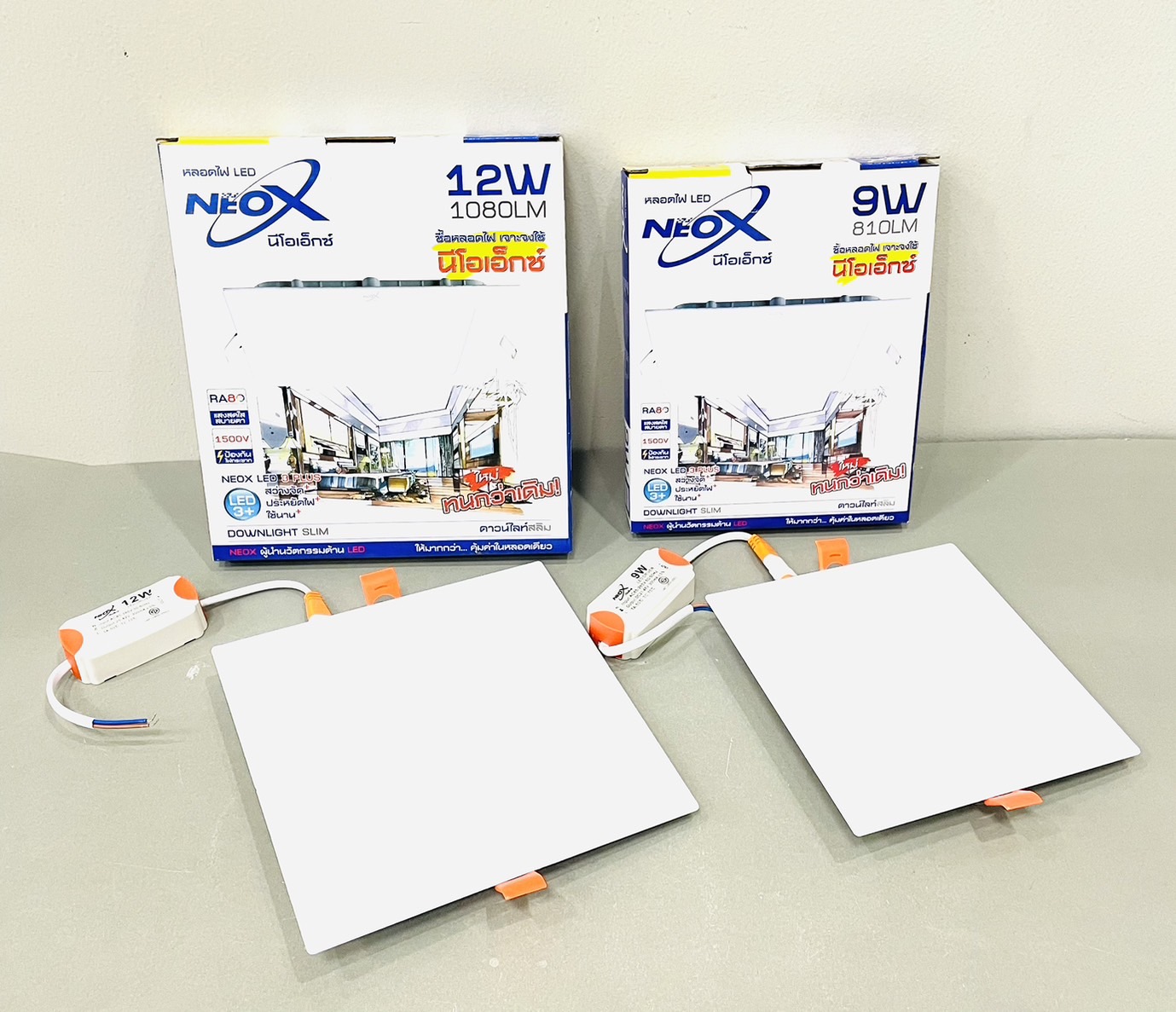 โคมดาวน์ไลท์ฝังฝ้า LED แสงขาว NeoX เหลี่ยม