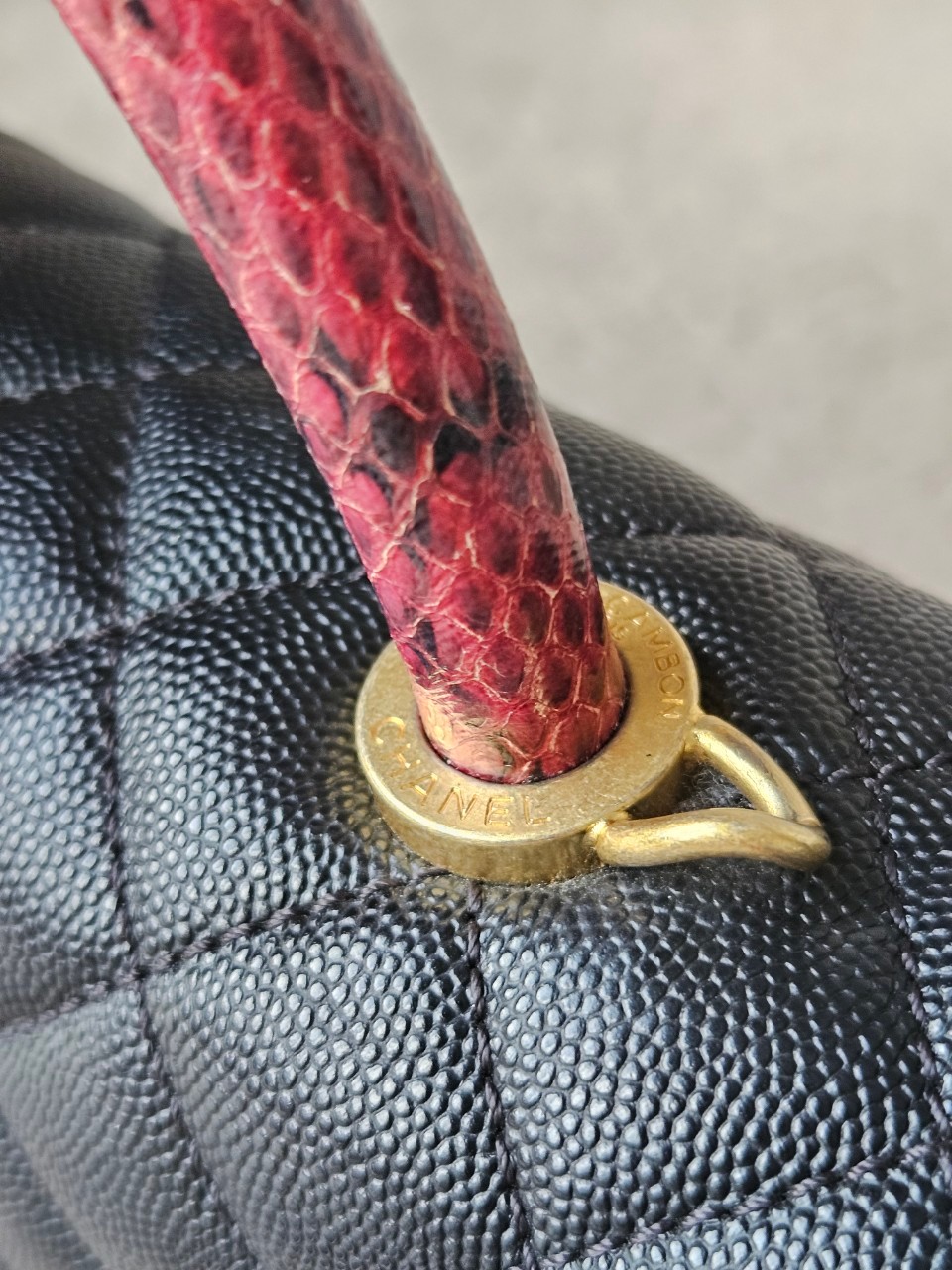 Chanel Coco 10.5 Caviar Lizard holo26