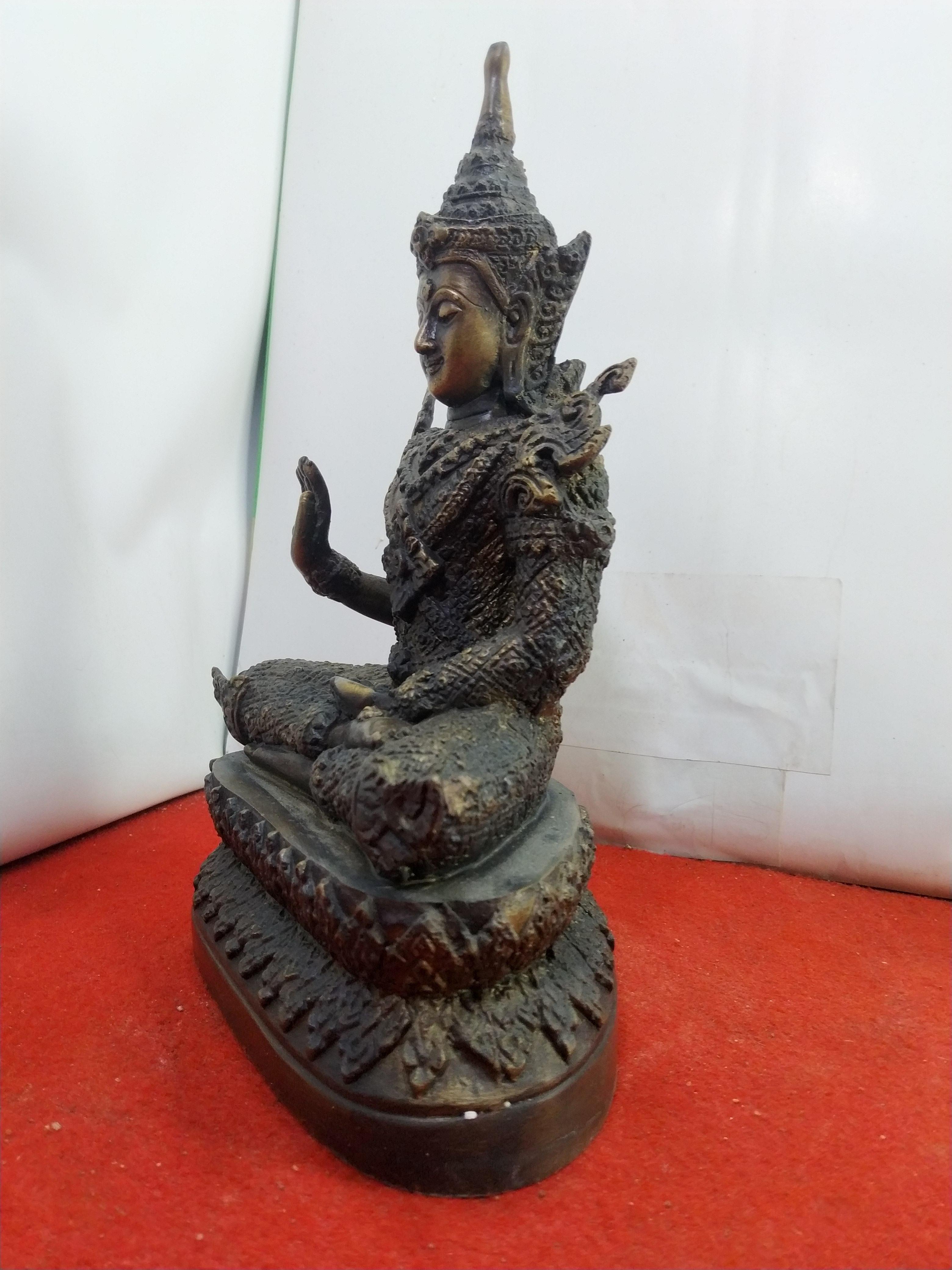 พระพุทธมหาจักรพรรดิ์เศรษฐี หรือ พระศรีอริยเมตไตรย ปางประทานพร หน้าตัก 5 นิ้ว