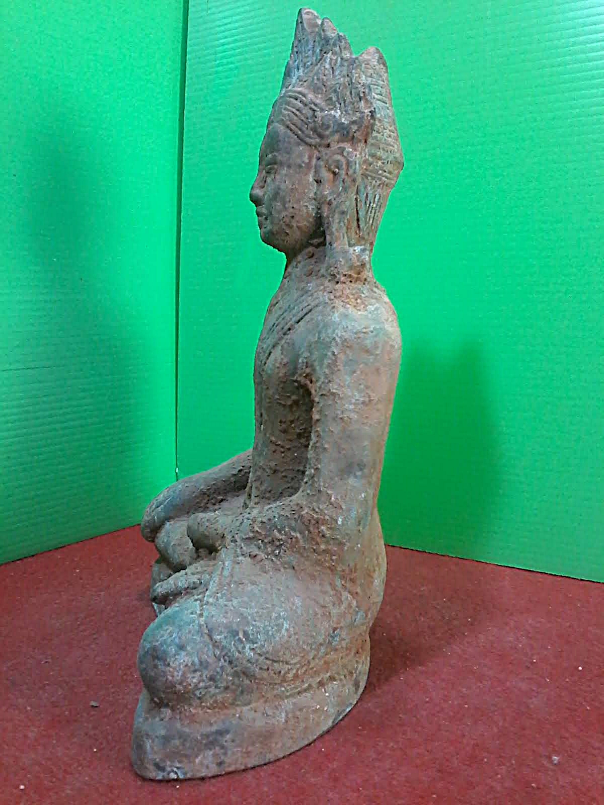 พระพุทธ เทริดขนนก หน้าตัก 5 นิ้ว เนื้อโลหะสำริด สภาพเก่า
