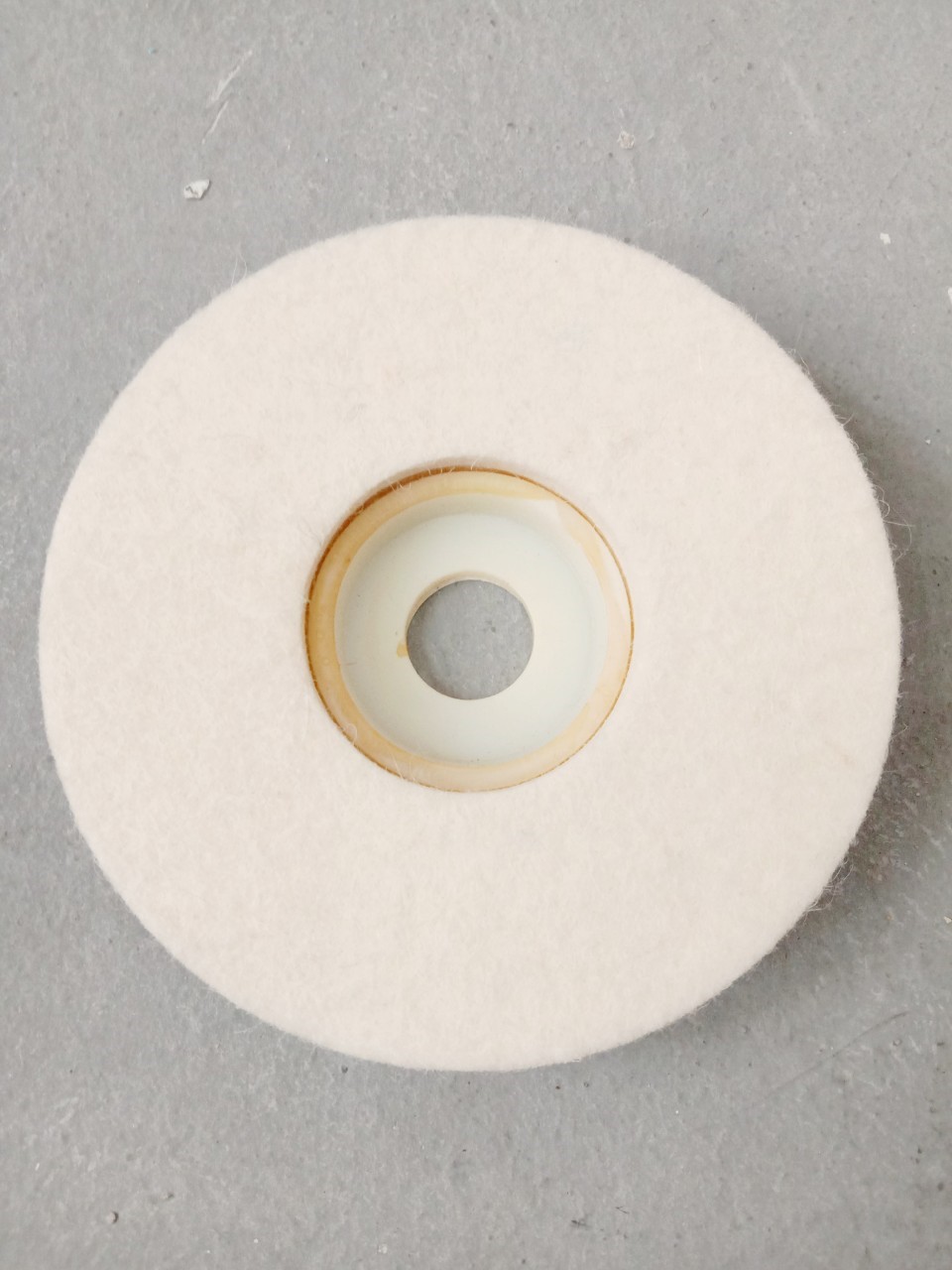 ใบขัดเงาขนแกะ 4" ซูโม่