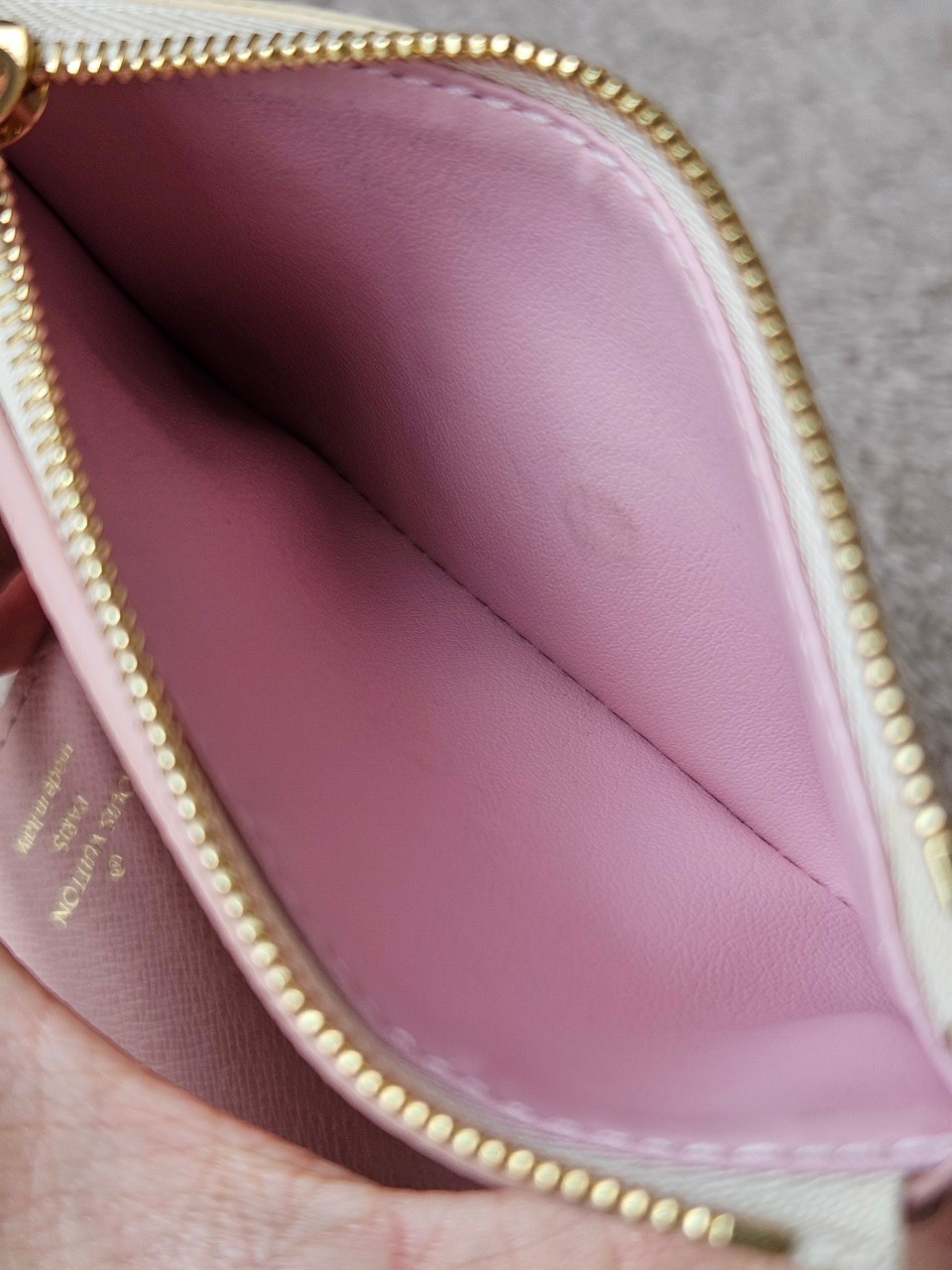 LV Victorie Azur ปี21 microchip