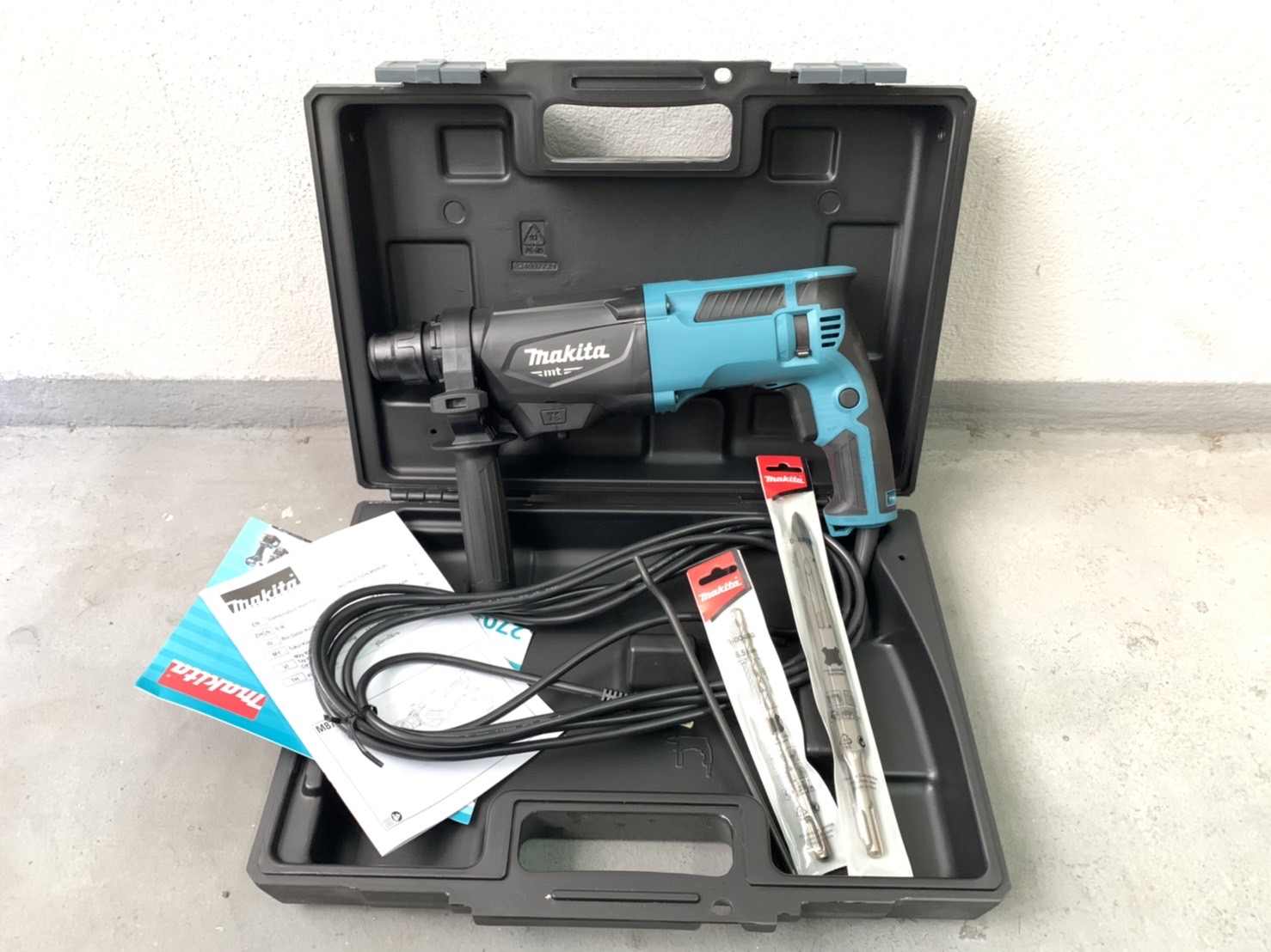 สว่านโรตารี่ 3ระบบ Makita M8701B-26