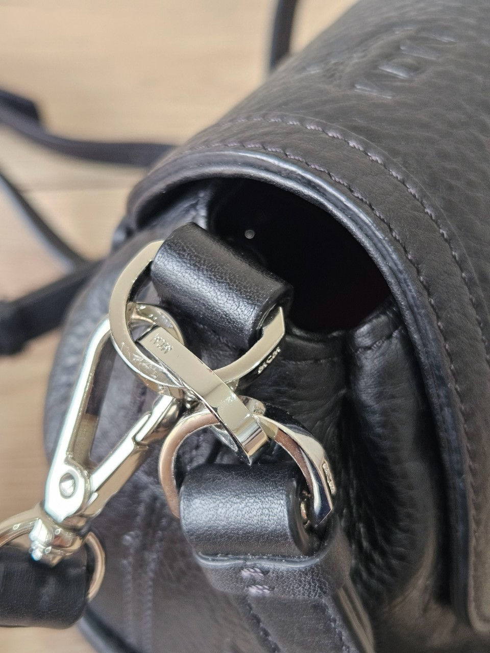 MCM Essential Crossbody Leather Black