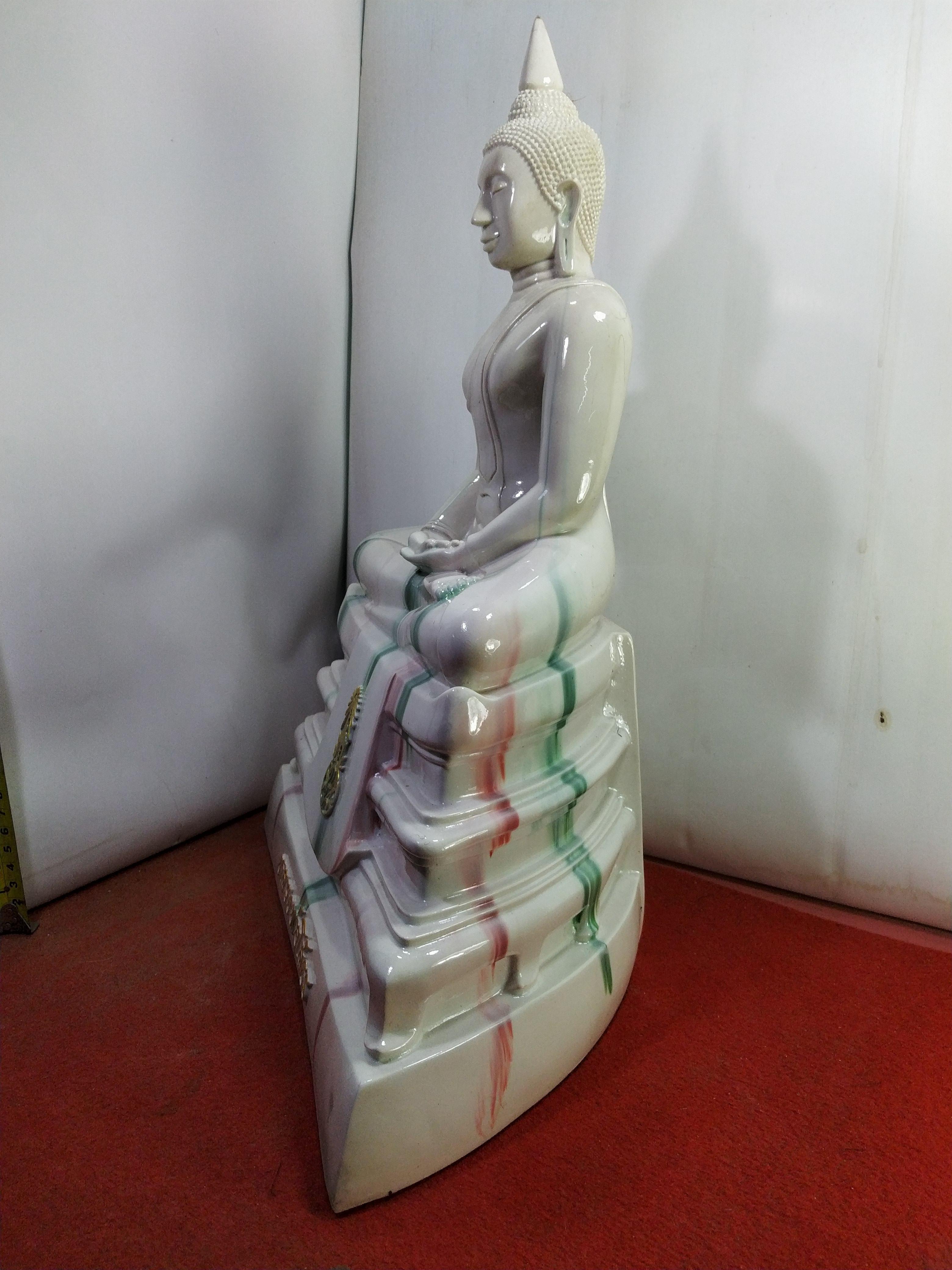 หลวงพ่อโสธร วัดโสธรวรารามวรวิหาร ฉะเชิงเทรา ฐาน13นิ้ว