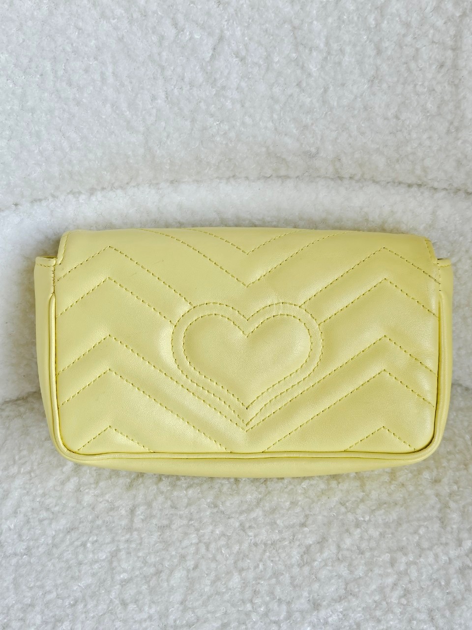 Gucci Marmont Super Mini สีเหลือง