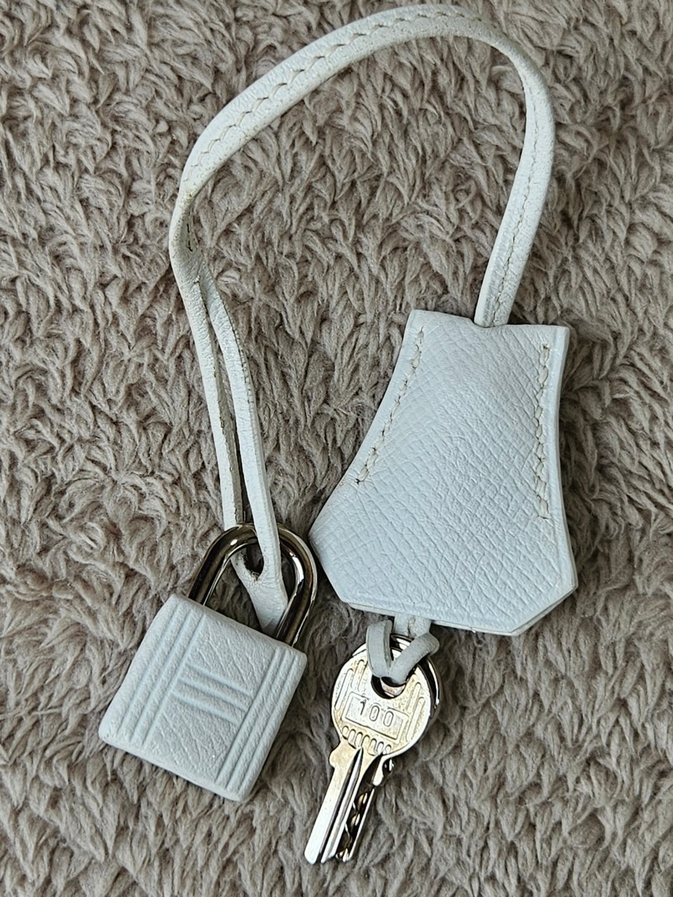 Hermes K32 Blance Epsom PHW stamp K