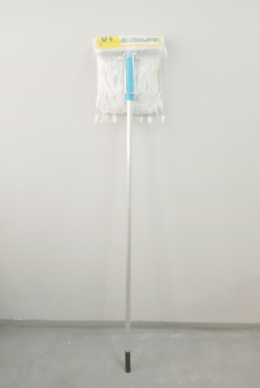 ไม้ถูพื้นผ้าเทา ม๊อบแบน ด้ามเหล็กชุบซิงค์ 10"