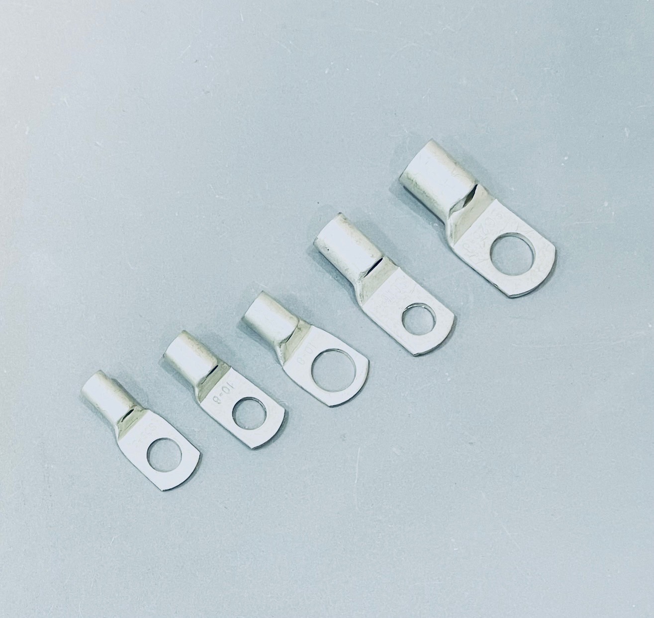 หางปลาหนาทรงยุโรป