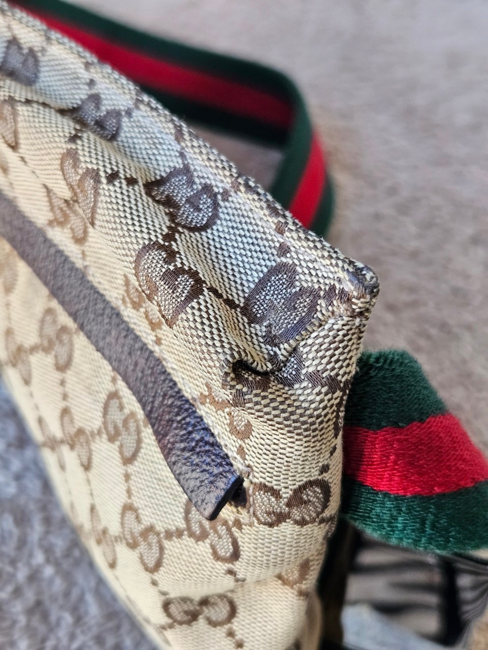Gucci GG Canvas Beltbag