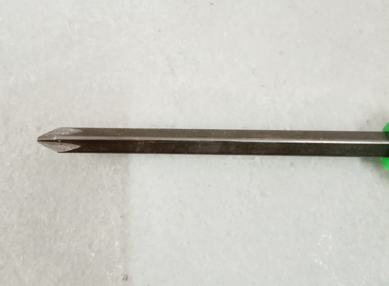 ไขควงไม่ทะลุ ตราหัวนก ( + )