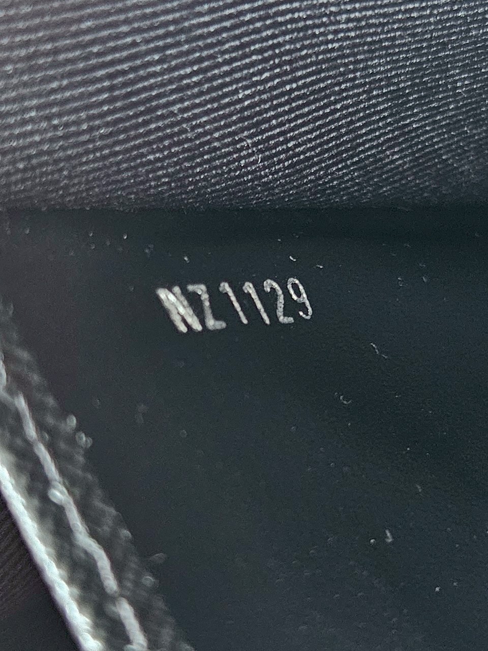 LV Pochette Voyage Graphite MM