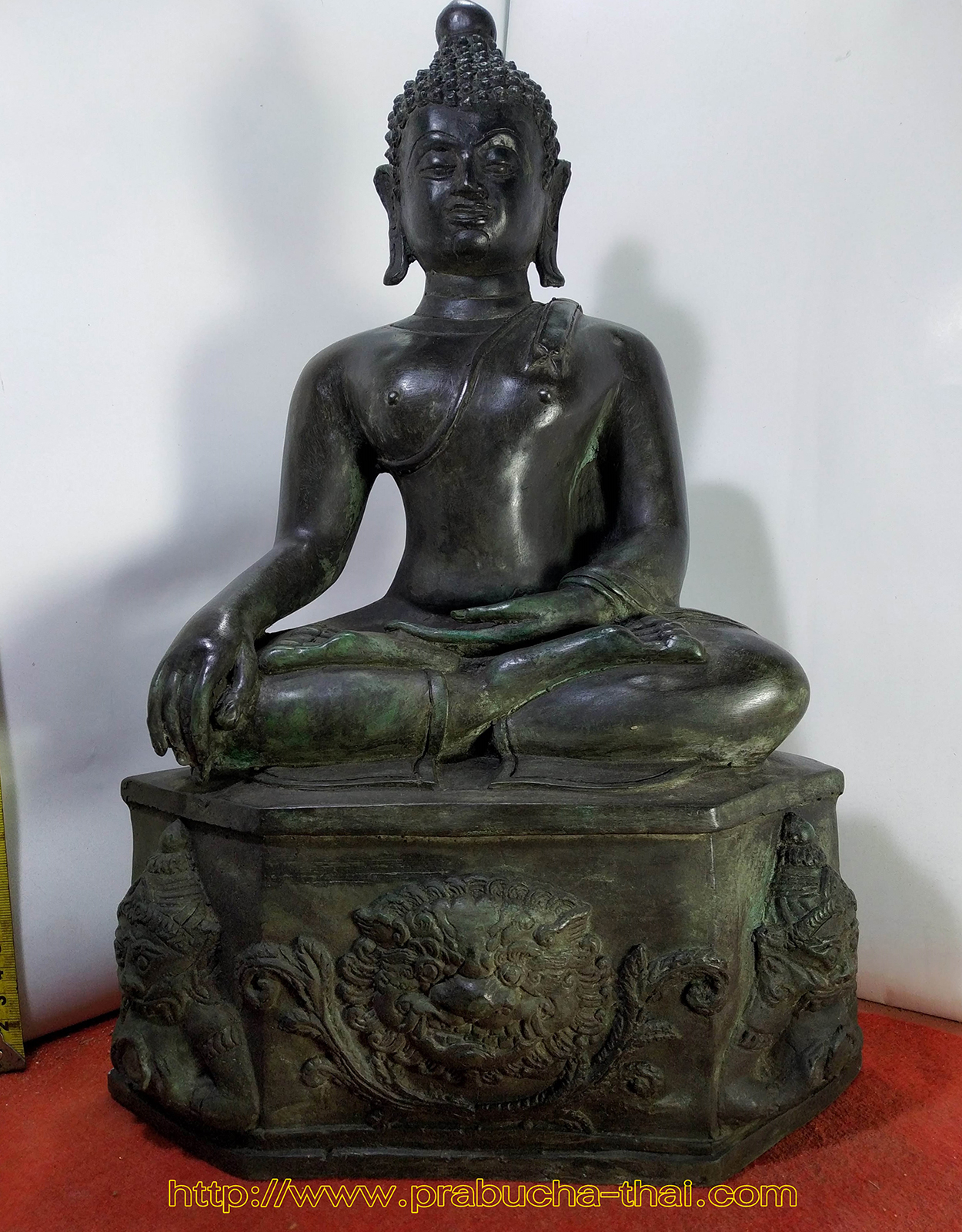 พระเชียงแสน สิงค์1 ฐานเศียรราชสิห์ ราหู หน้าตัก 9 นิ้ว เนื้อโลหะสำริด