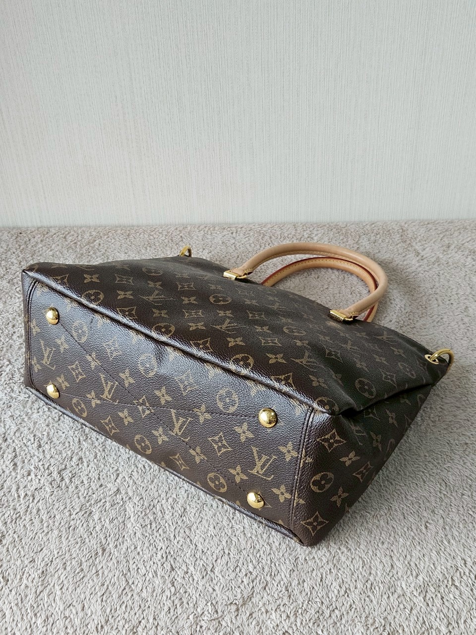 LV Pallas mm