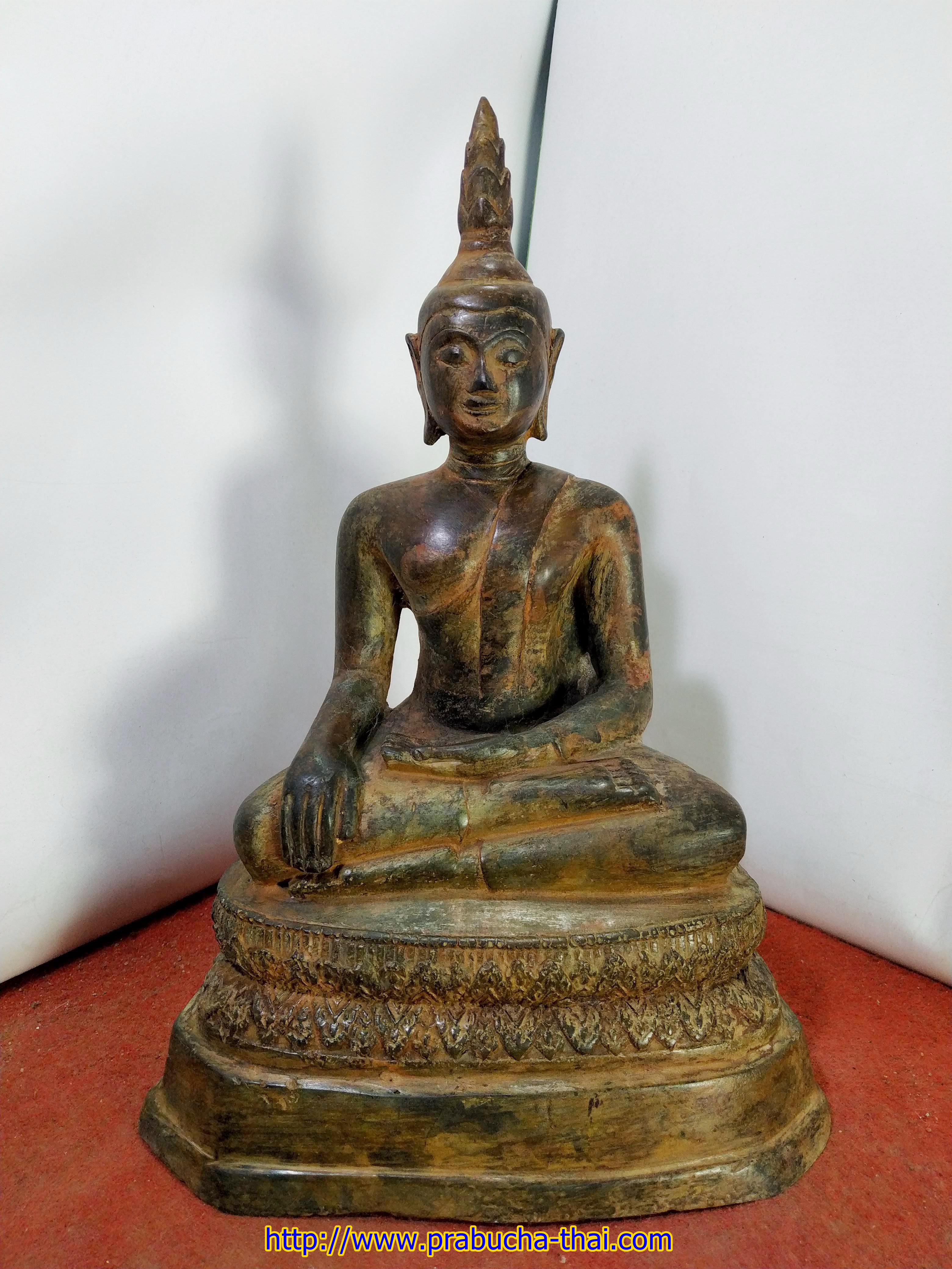 พระเชียงรุ้ง (พระพุทธล้านนา) หน้าตัก 5 นิ้ว เนื้อสำริดสภาพเก่า