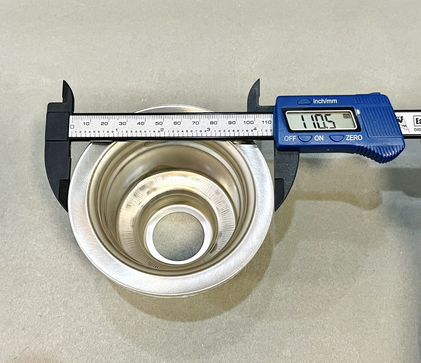 สะดืออ่างซิงค์ล้างจาน 1 หลุม สแตนเลส GG (พร้อมตะกร้า)