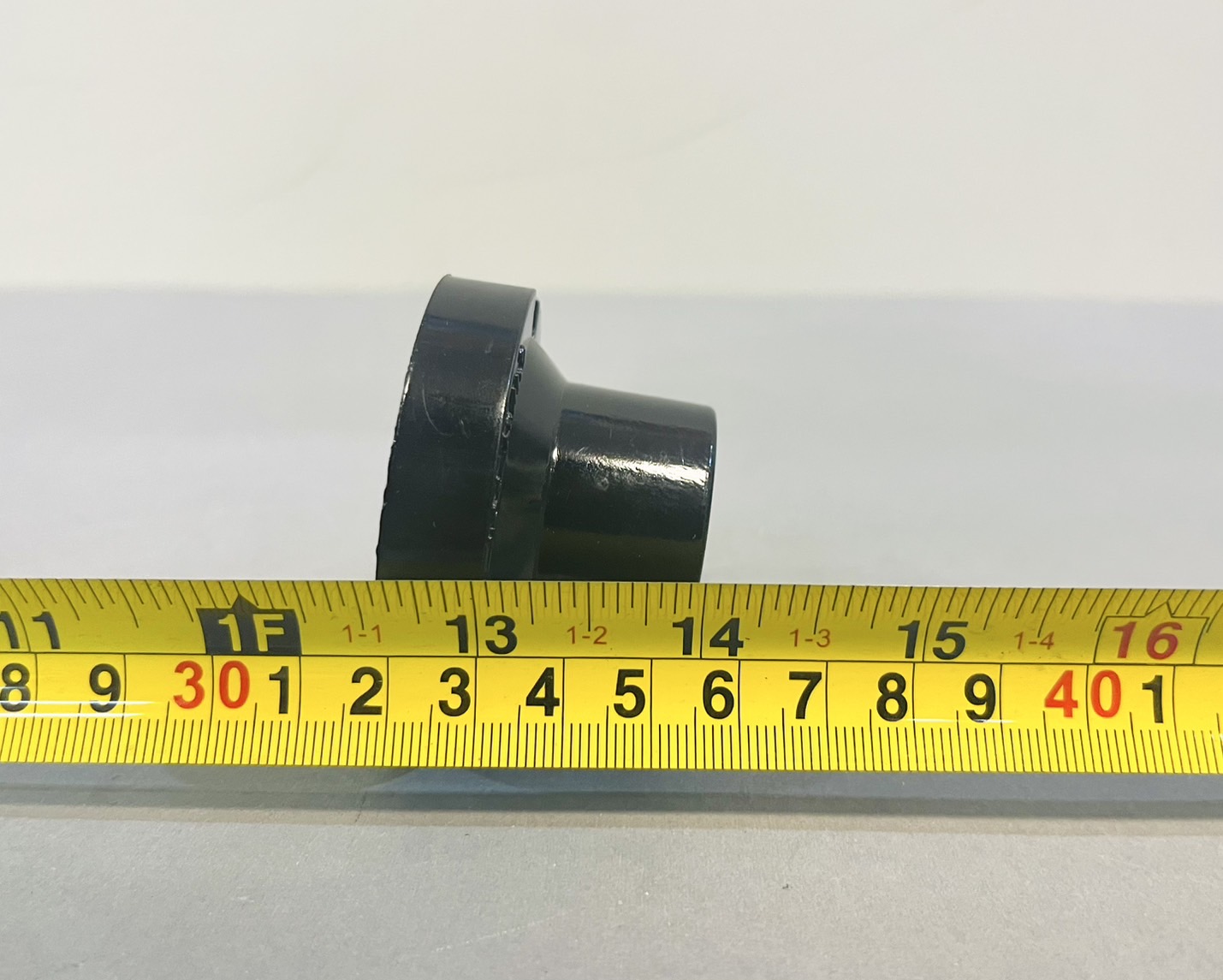 ขั้วแป้นเกลียว เล็ก แบกกาไลท์ ดำ