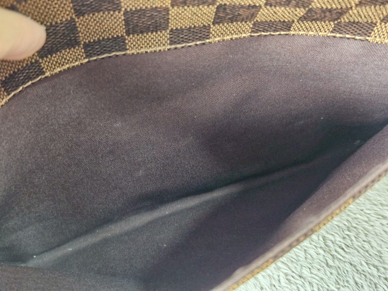 LV District Damier mm