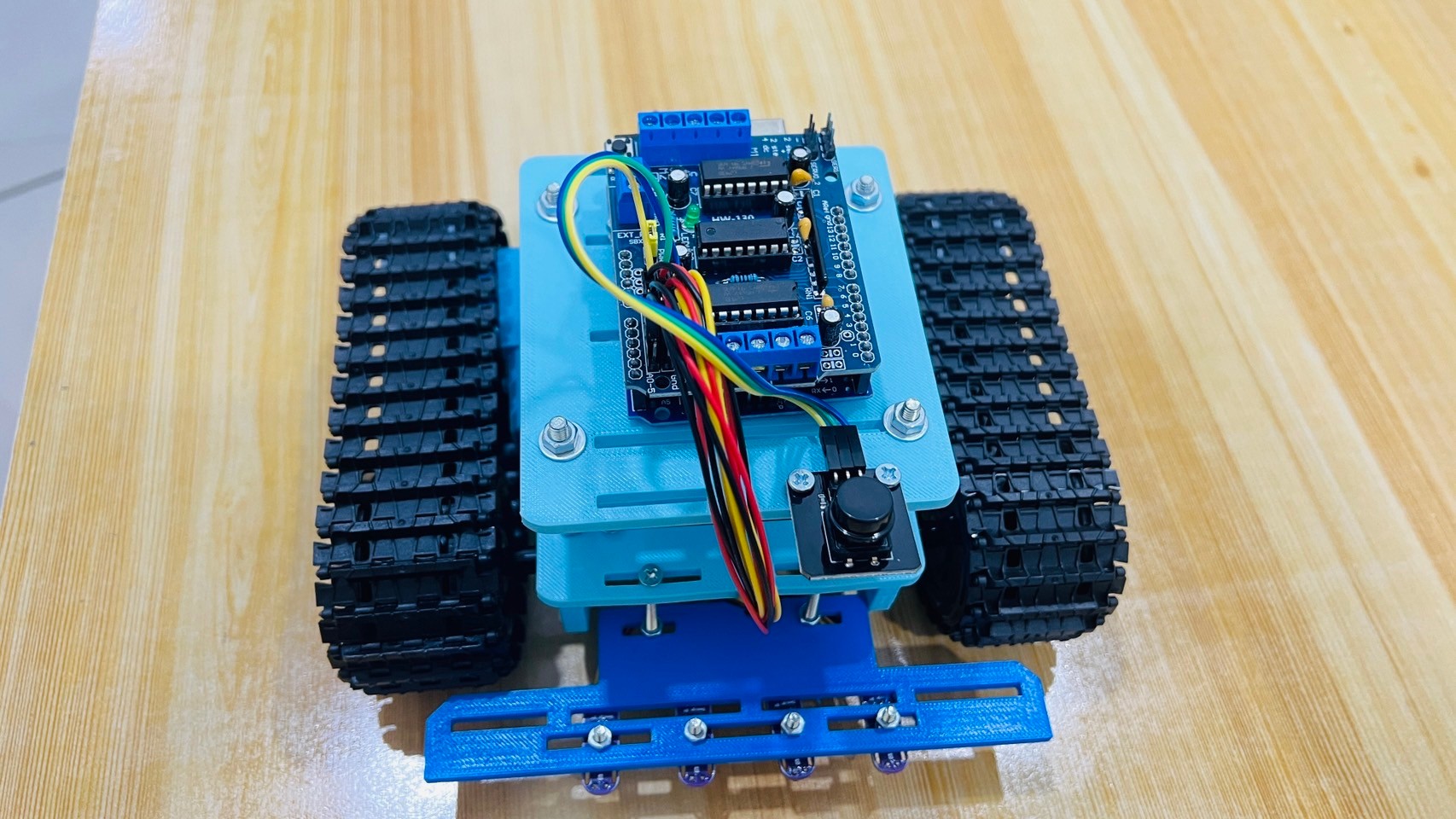 หุ่นยนต์เดินตามเส้นแบบ สายพาน