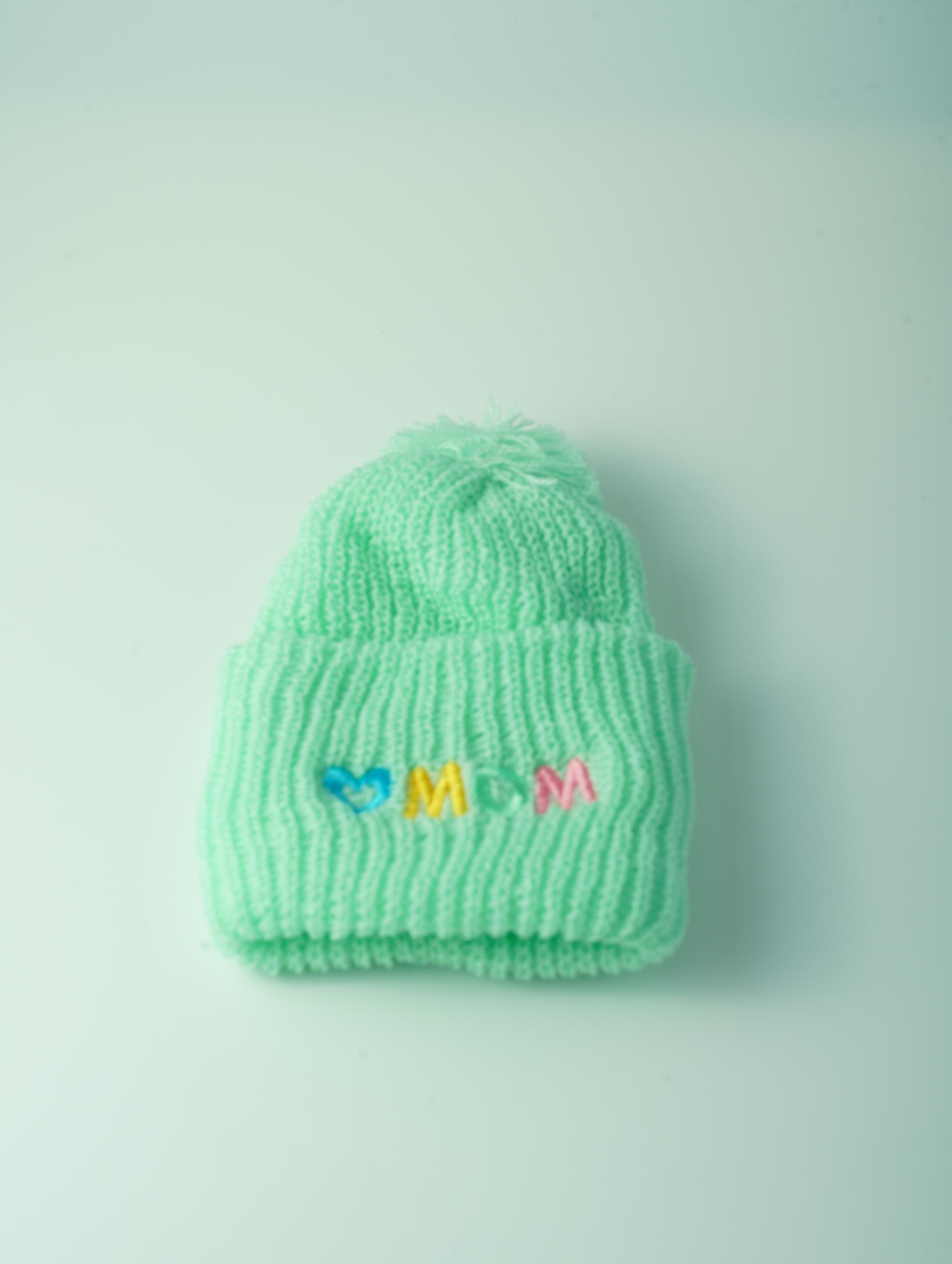 ขายส่ง หมวกไหมพรมเด็กแรกเกิด รุ่นหมวกพื้นสี ปักMOM (ราคาต่อโหล) nongnini1988