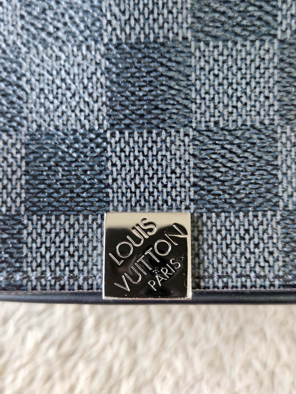 LV District Damier Graphite MM