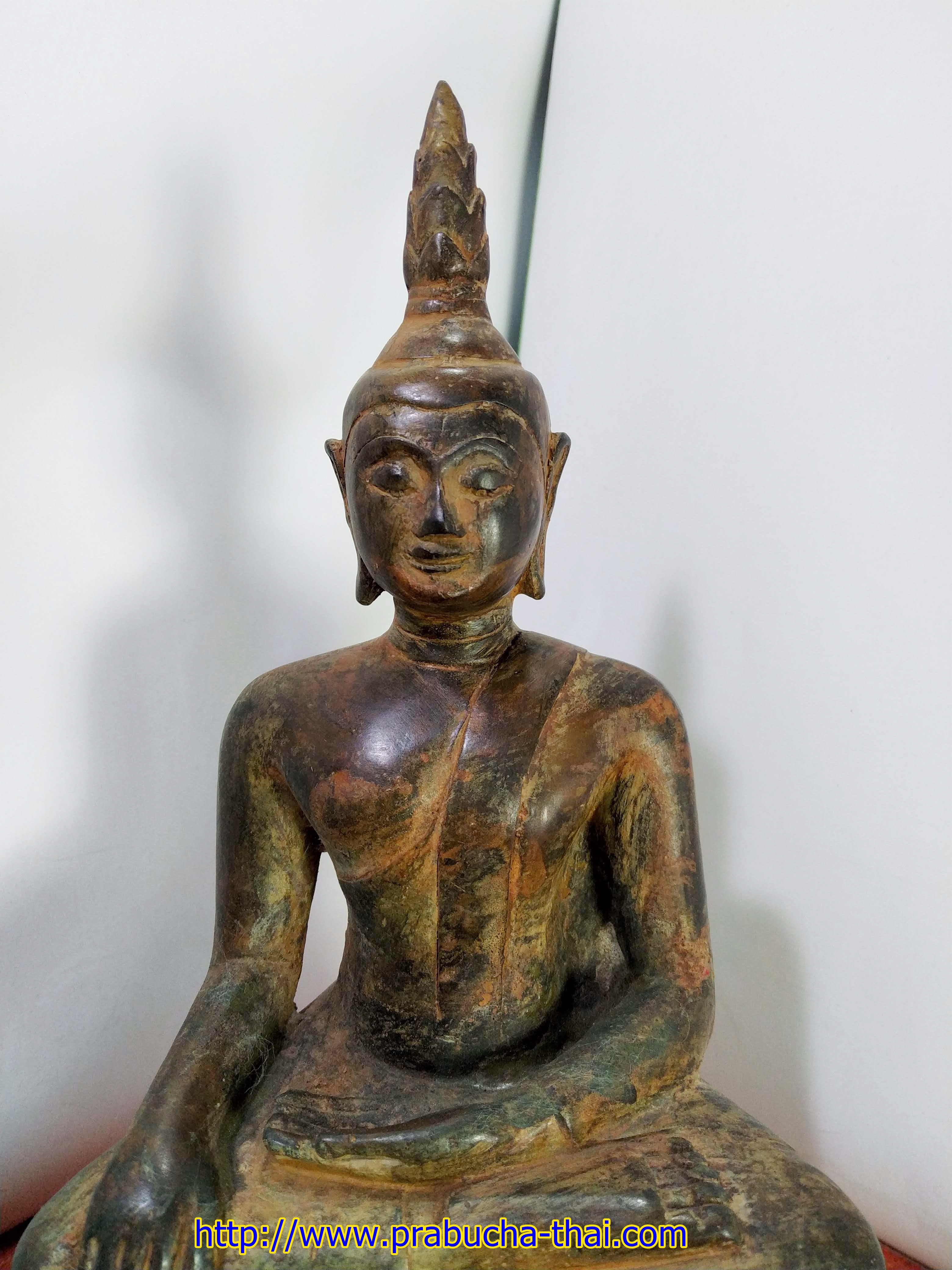 พระเชียงรุ้ง (พระพุทธล้านนา) หน้าตัก 5 นิ้ว เนื้อสำริดสภาพเก่า