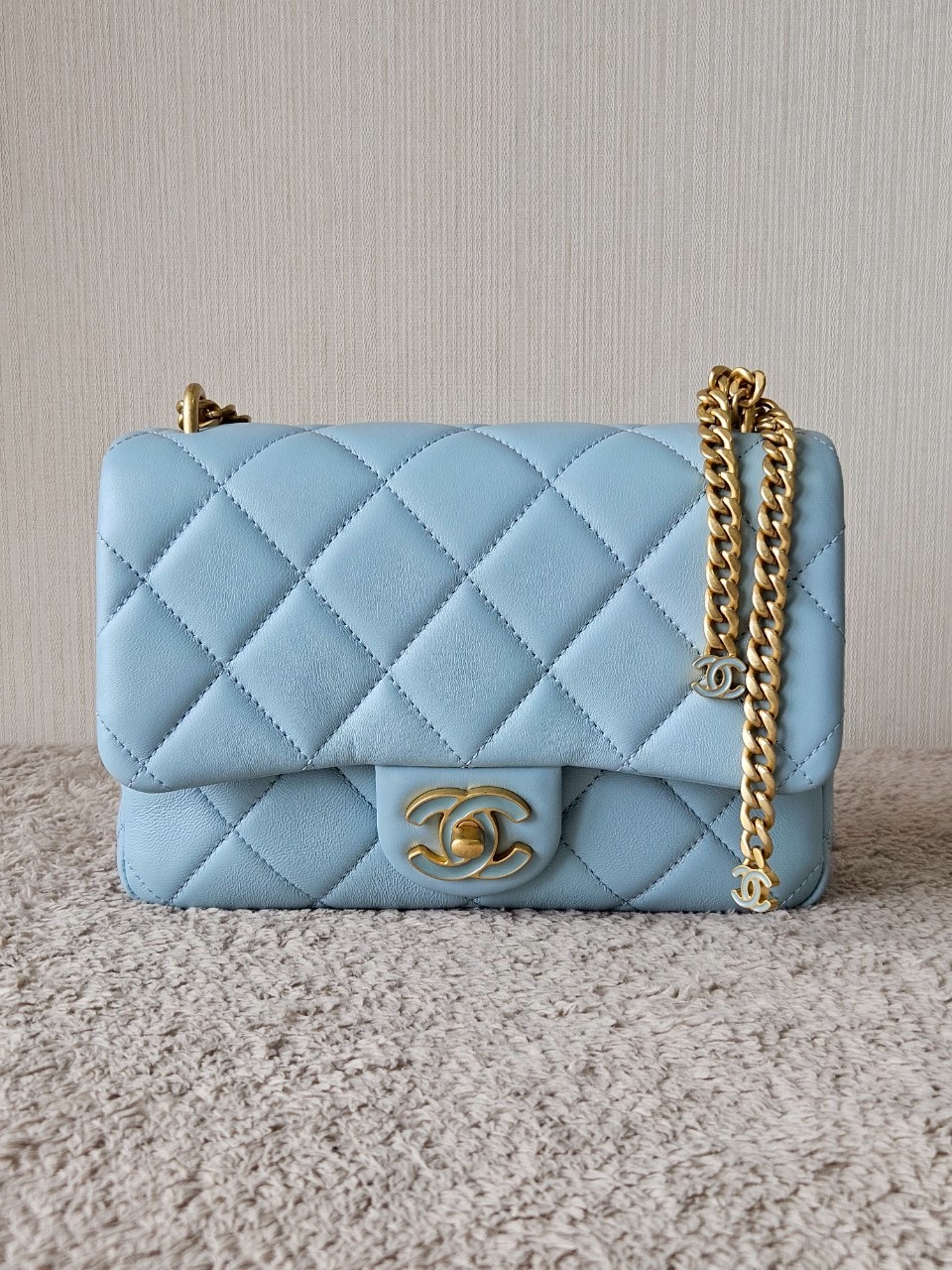 Chanel 22P Seasonal Mini Square Flap Bag Lambskin Light Blue And Enamel With Gold Hardware Metalplate
