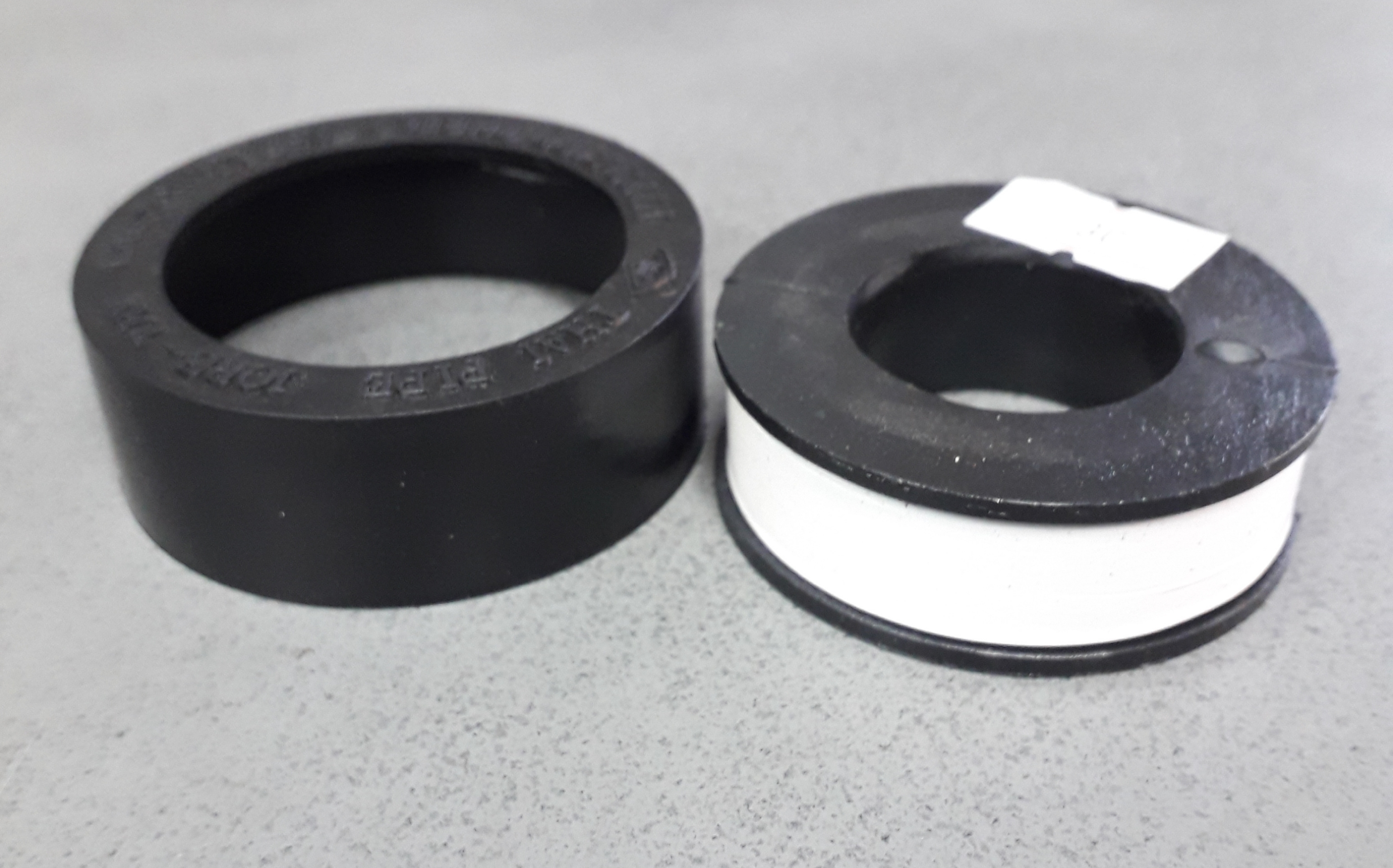 เทปพันเกลียว ท่อน้ำไทย