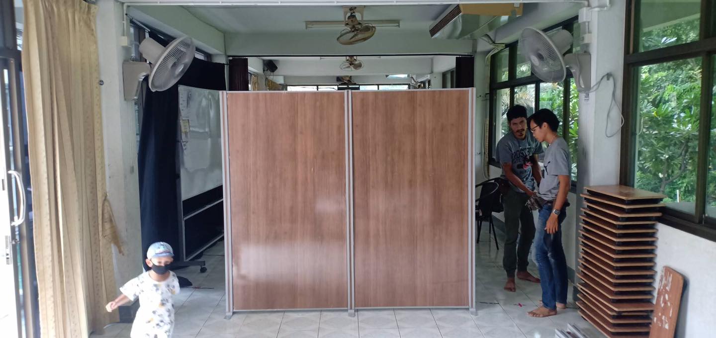 ลูกค้ากรุงเทพ พาทิขั่นหนัง PVC