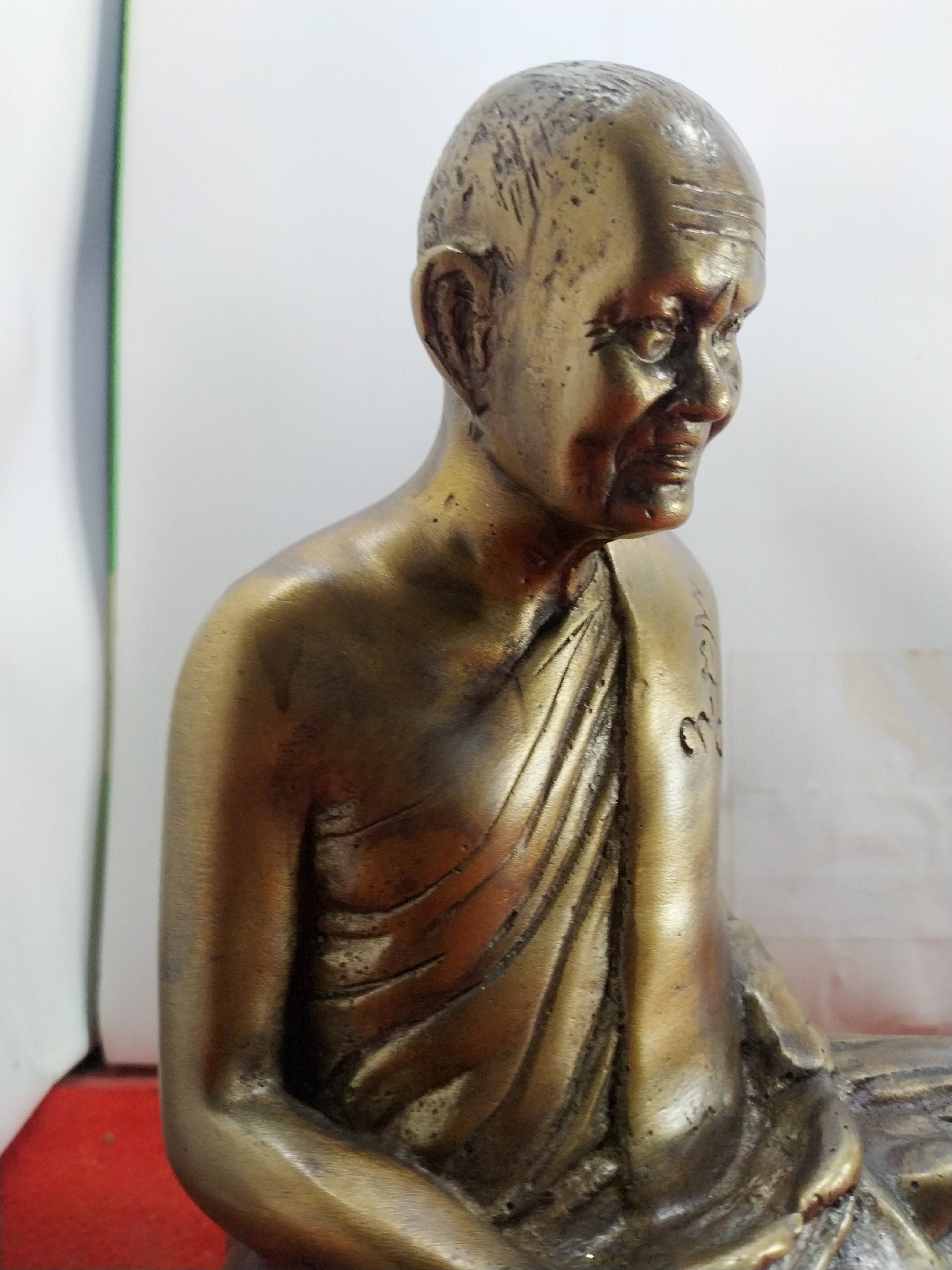 หลวงปู่ชอบ ฐานสโม วัดป่าสัมมานุสรณ์ รุ่น บารมี 94 หน้าตัก 5 นิ้ว