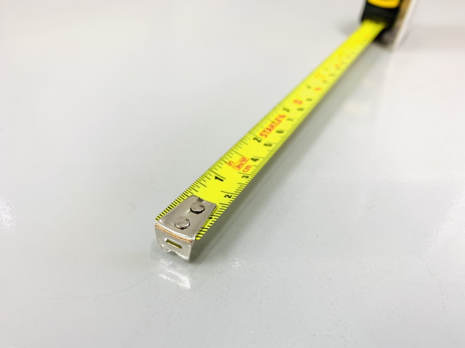 ตลับเมตร หุ้มยาง 3ม. สแตนเล่ย์