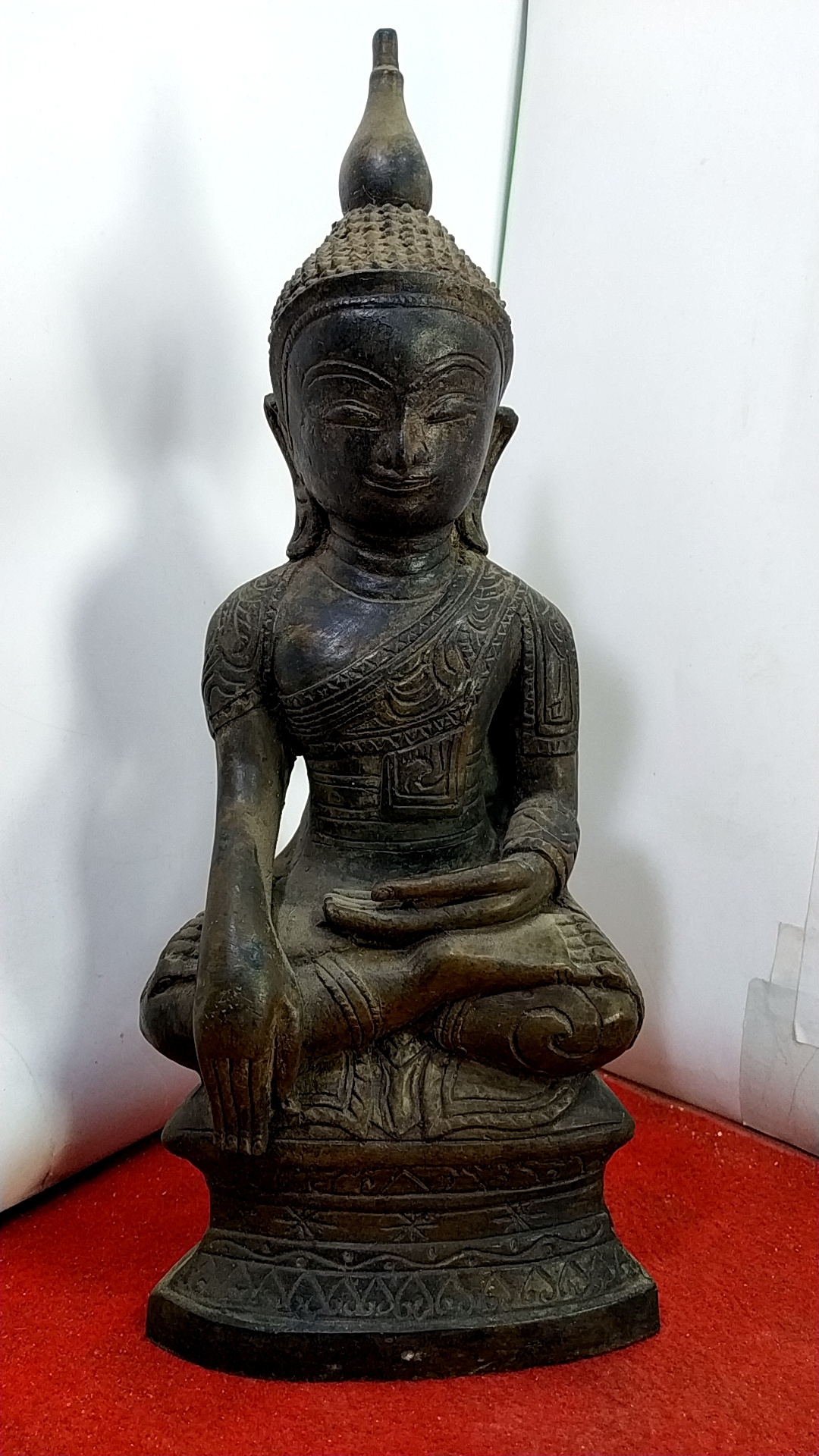 พระเชียงรุ้ง ทรงเครื่อง หน้าตัก 5 นิ้ว เนื้อโลหะสำริด