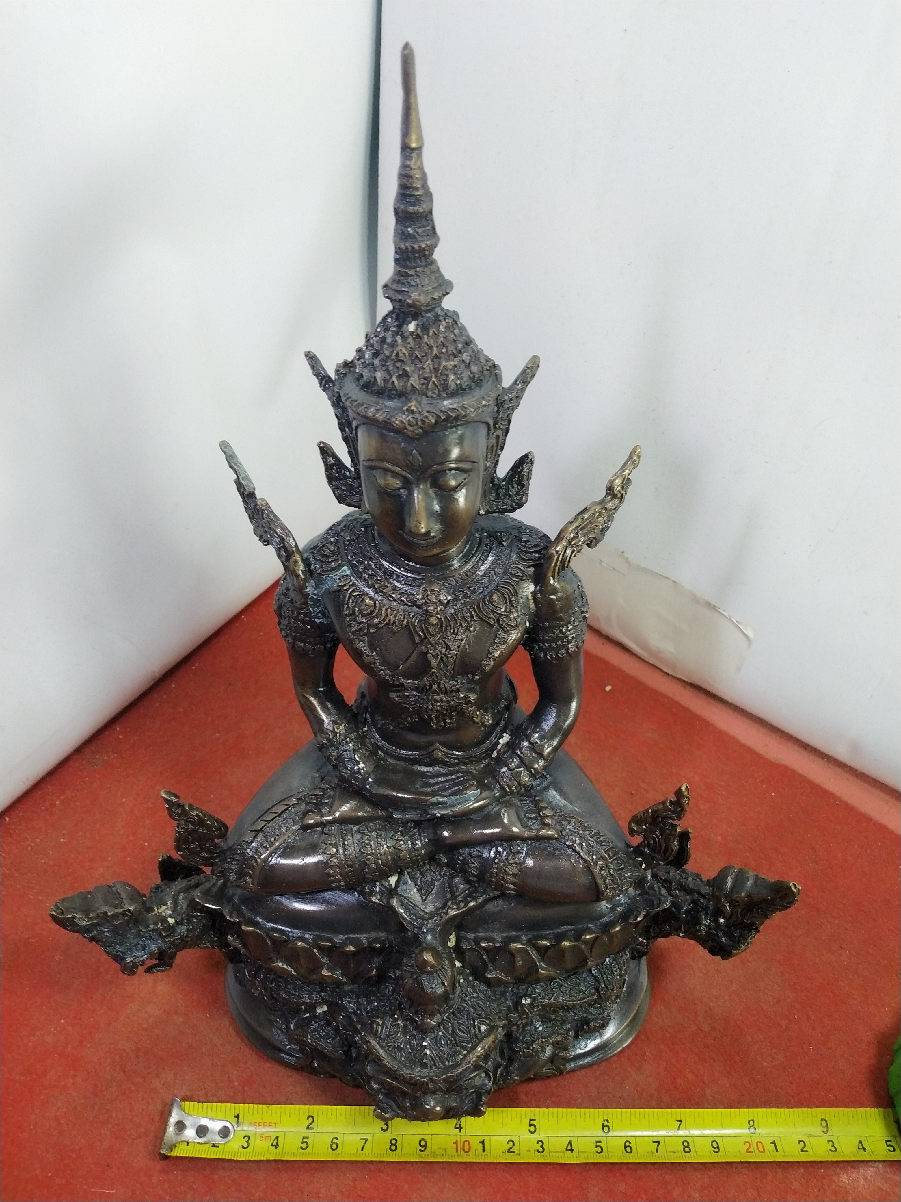 สมเด็จพระมหาจักรพรรดิ์ สมเด็จองค์ปฐม มหาจักรพรรดิทรงเครื่อง ประทับพระราหูนาคเกี้ยว เนื้อโลหะทองเหลือง ผิวมันปู