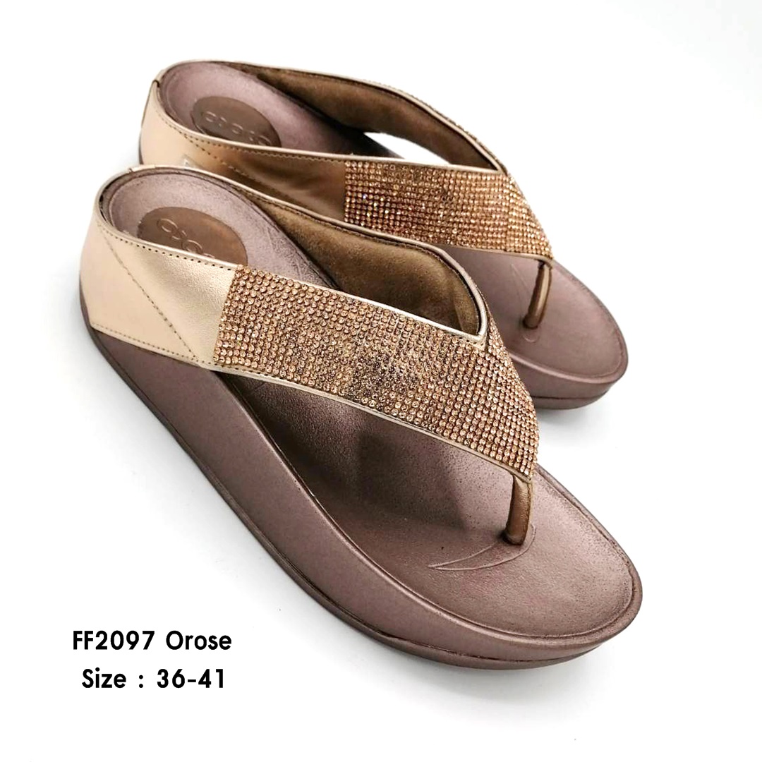 รองเท้าเพื่อสุขภาพ รองเท้าแตะคีบสไตล์fitflop ประดับด้วยอะไหล่เพชรเรียบหรู FF2097