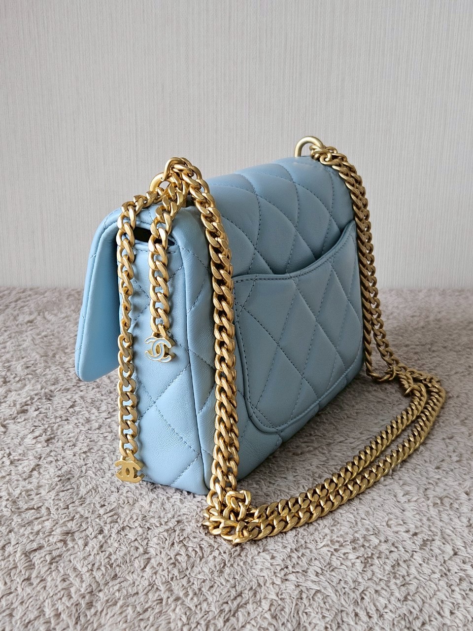 Chanel 22P Seasonal Mini Square Flap Bag Lambskin Light Blue And Enamel With Gold Hardware Metalplate