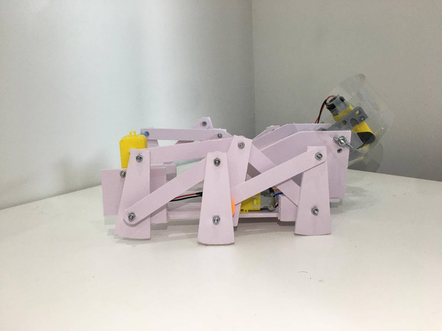 หุ่นยนต์นักบาส ART 2024 รุ่นใหม่