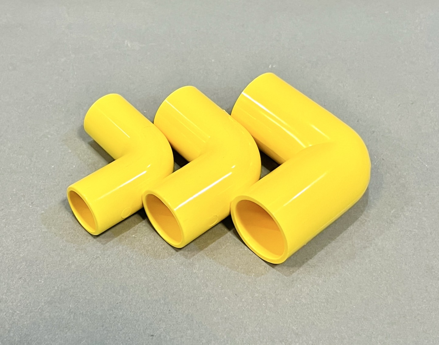 ข้องอ 90 เหลือง