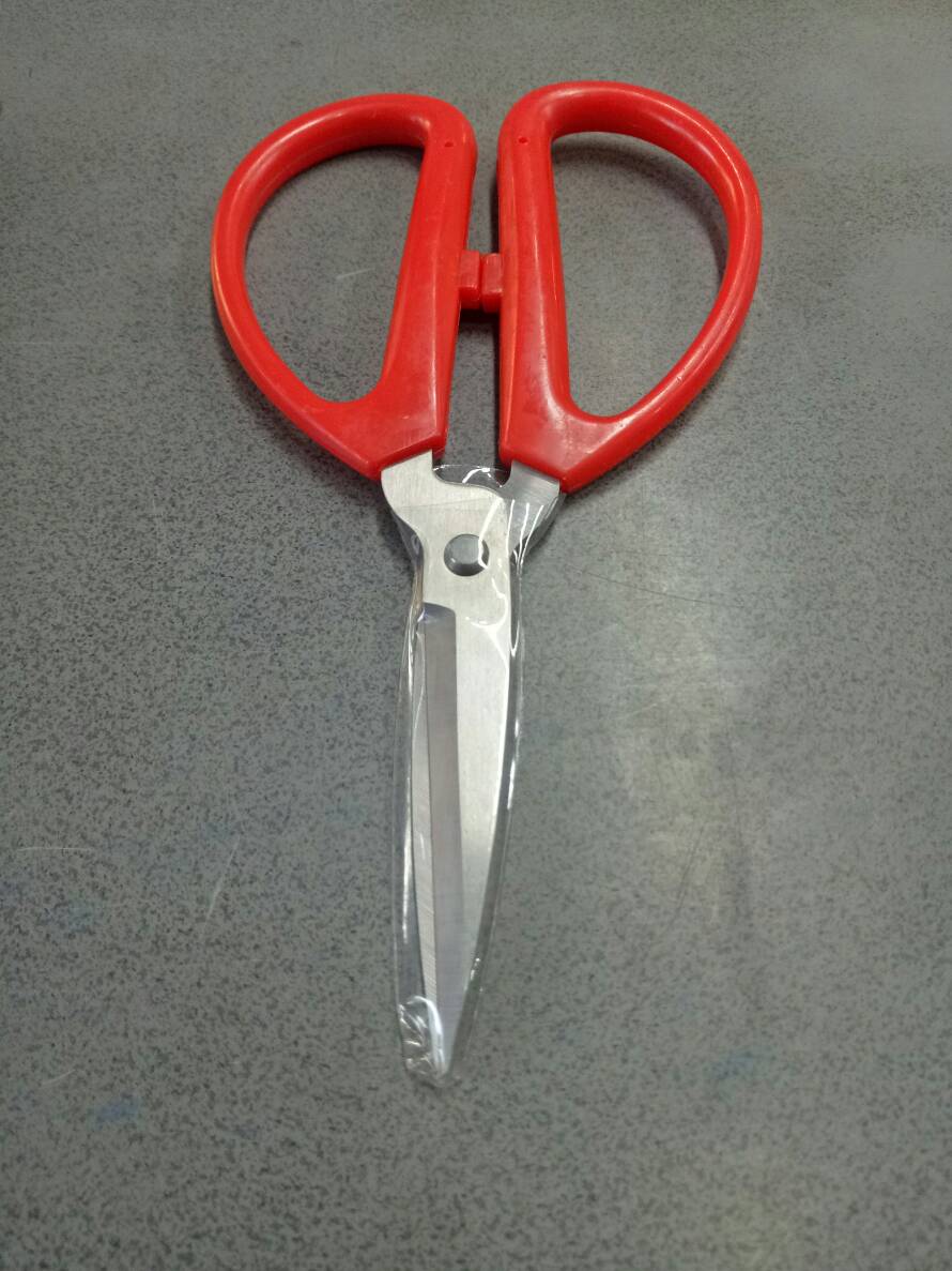 กรรไกรตัดผ้า STL ด้ามพลาสติก # 3