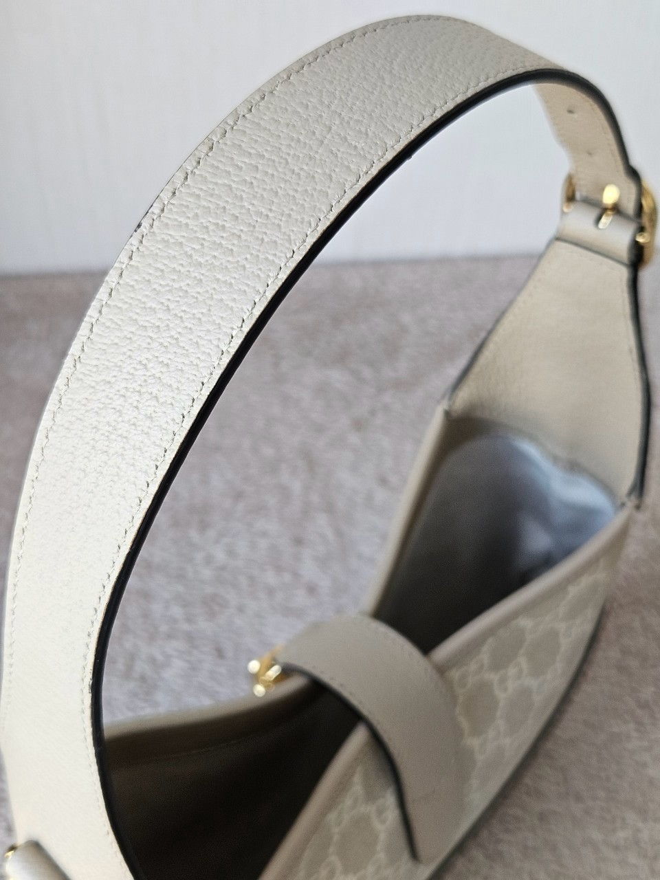 Gucci Jackie 1961 Small beige