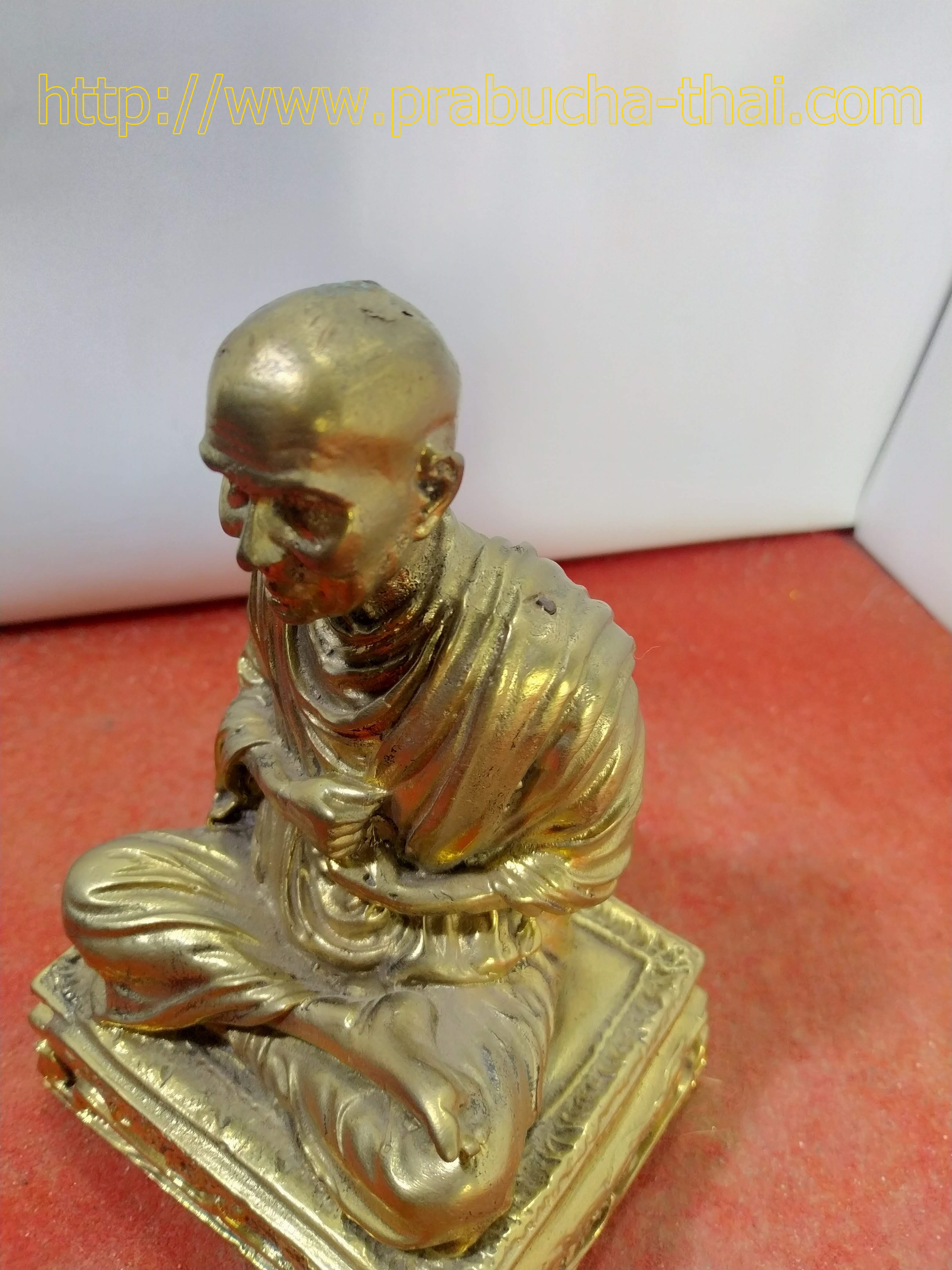 สมเด็จพระพุฒาจารย์ (โต พฺรหฺมรํสี) ฐาน 3 นิ้ว เนื้อทองเหลืองขัดเงา