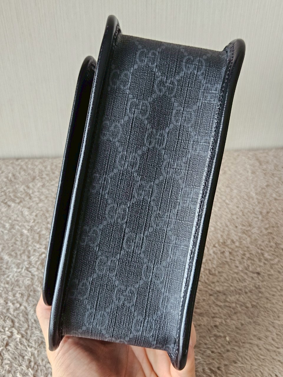 Gucci 674164 Messenger Bag With Interlocking G