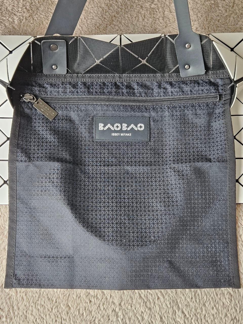 Baobao 6*6 สีขาว