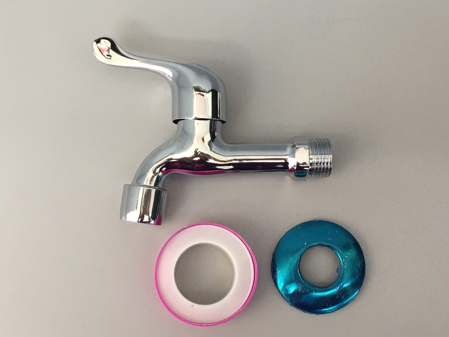 ก๊อกอัดแผง คอสั้นหางปลา SB05