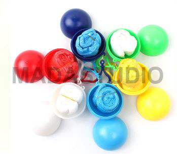 มาใหม่!!!!!!! พวงกุญแจเสื้อกันฝนตามสี สกรีนโลโก้ด้านนอกได้ครับ (สั่งทำมีขั้นต่ำนะครับ)