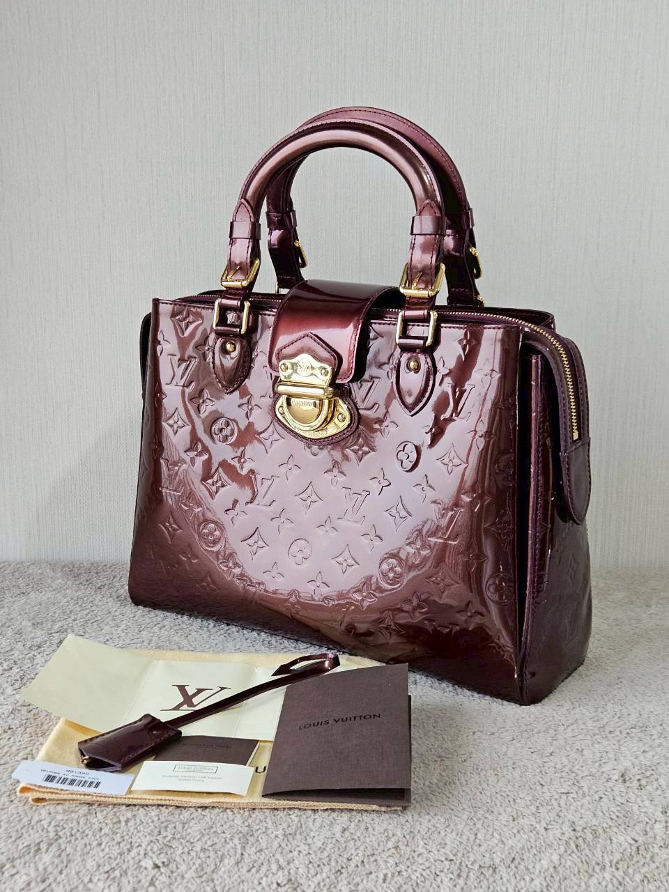 LV M91390 Melrose Amarante Vernis