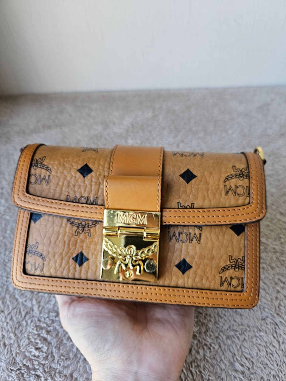 MCM Tracy Crossbody in Visetos