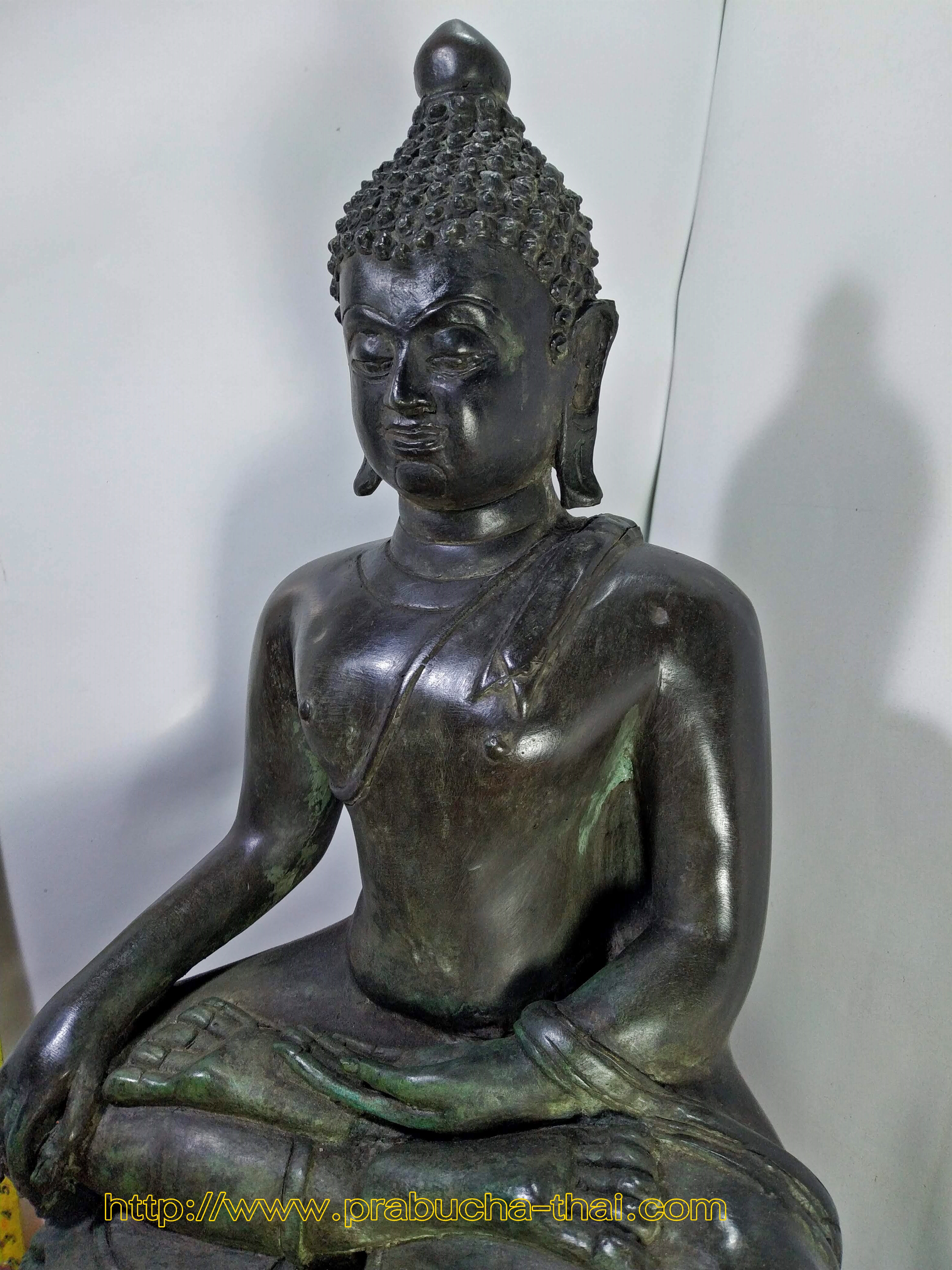 พระเชียงแสน สิงค์1 ฐานเศียรราชสิห์ ราหู หน้าตัก 9 นิ้ว เนื้อโลหะสำริด