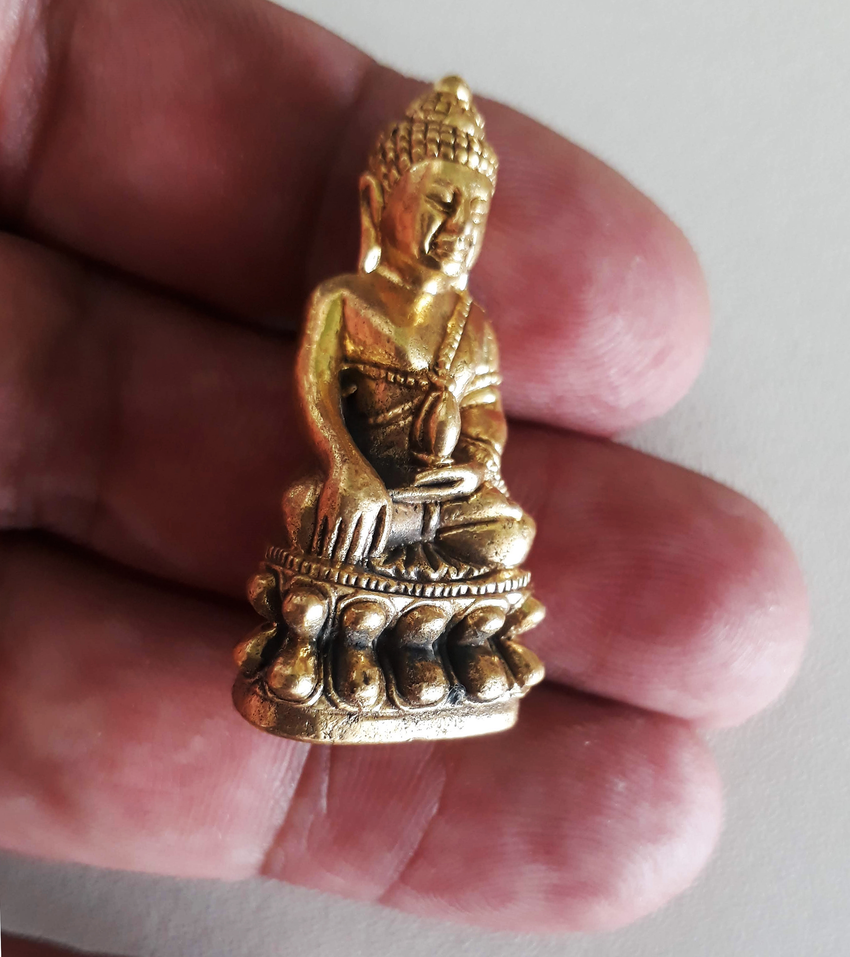 พระกริ่ง หลังตัวนะ พิมพ์กลาง วัดสุทัศน์ (ทองเหลือง) ปี36