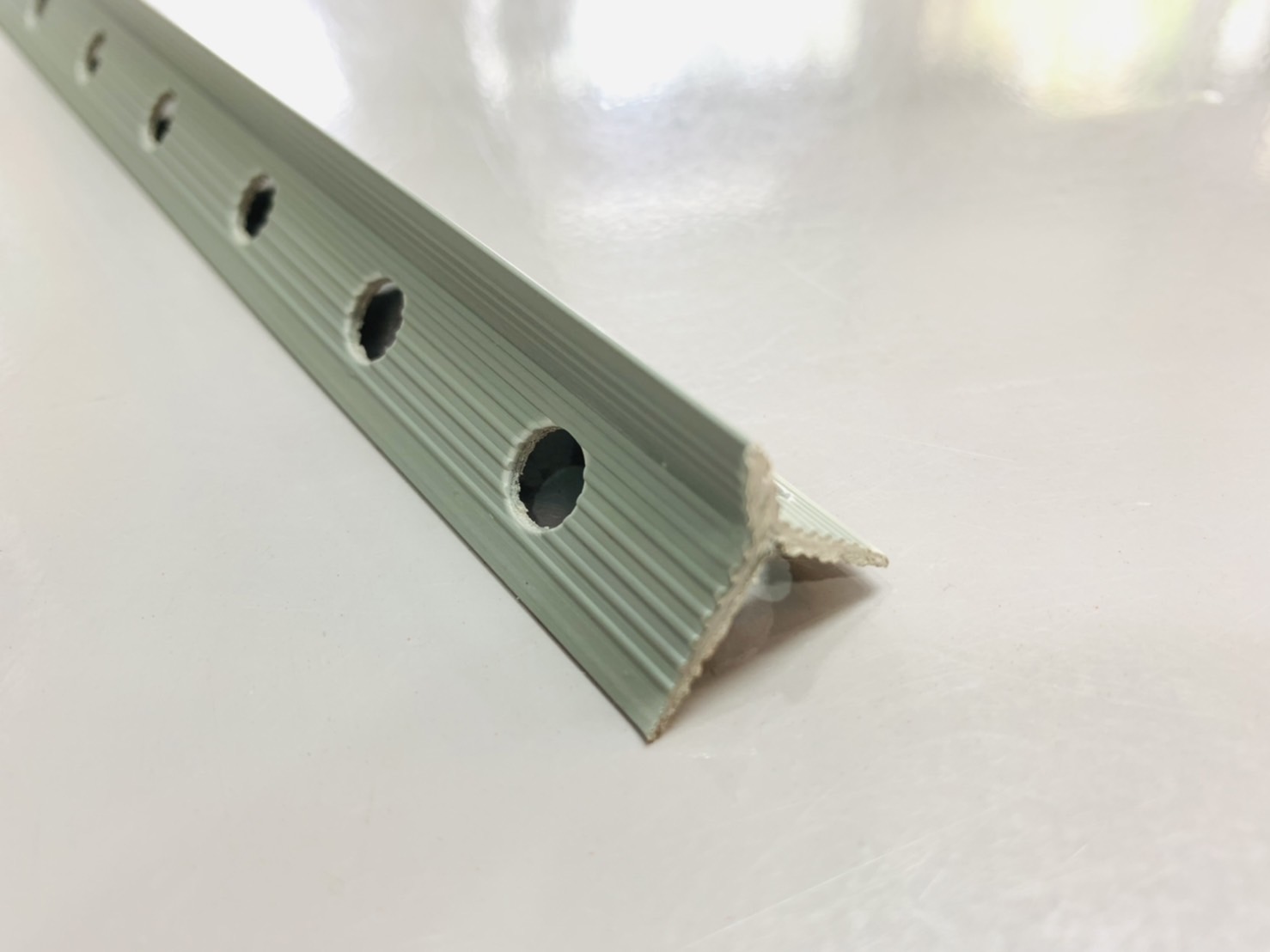 เซี้ยม PVC สีเทา 7มิล * 2ม.